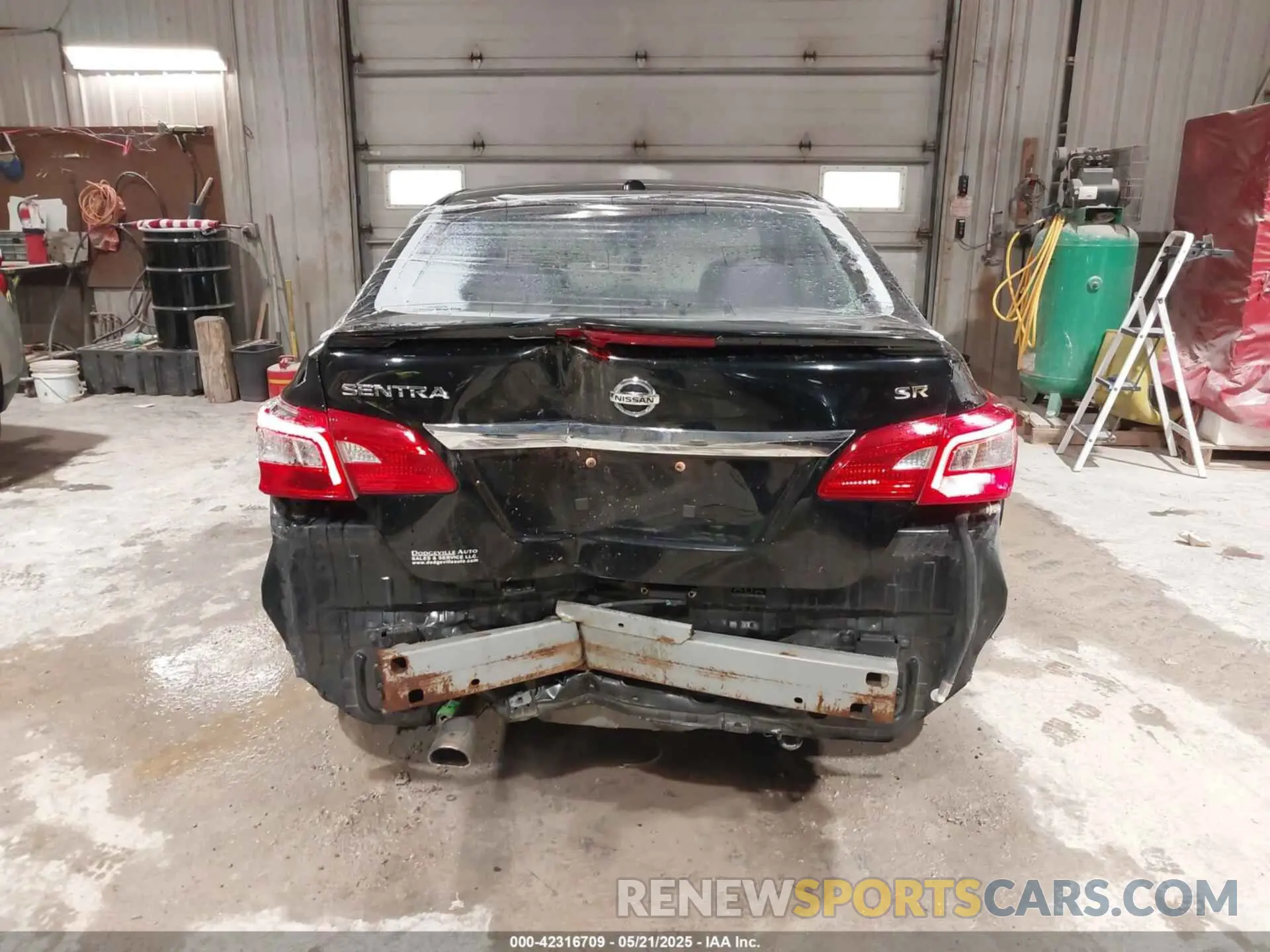 16 Photograph of a damaged car 3N1AB7AP8KY299090 NISSAN SENTRA 2019