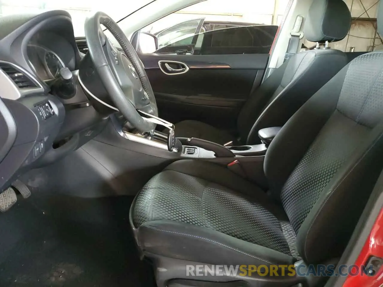 7 Photograph of a damaged car 3N1AB7AP8KY301680 NISSAN SENTRA 2019