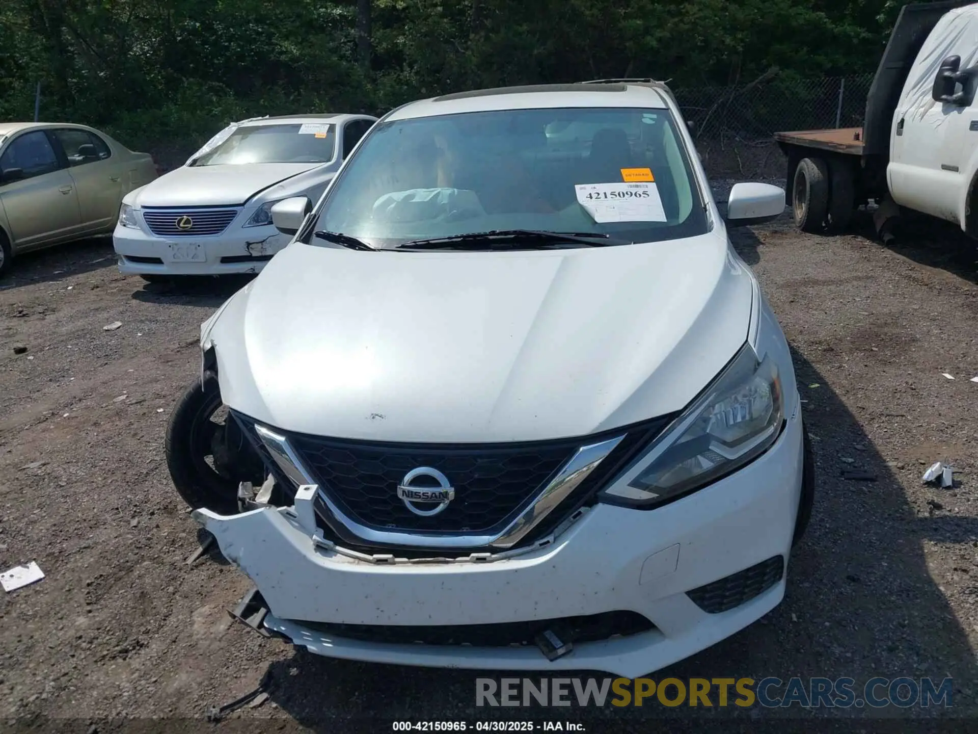 11 Photograph of a damaged car 3N1AB7AP8KY302151 NISSAN SENTRA 2019