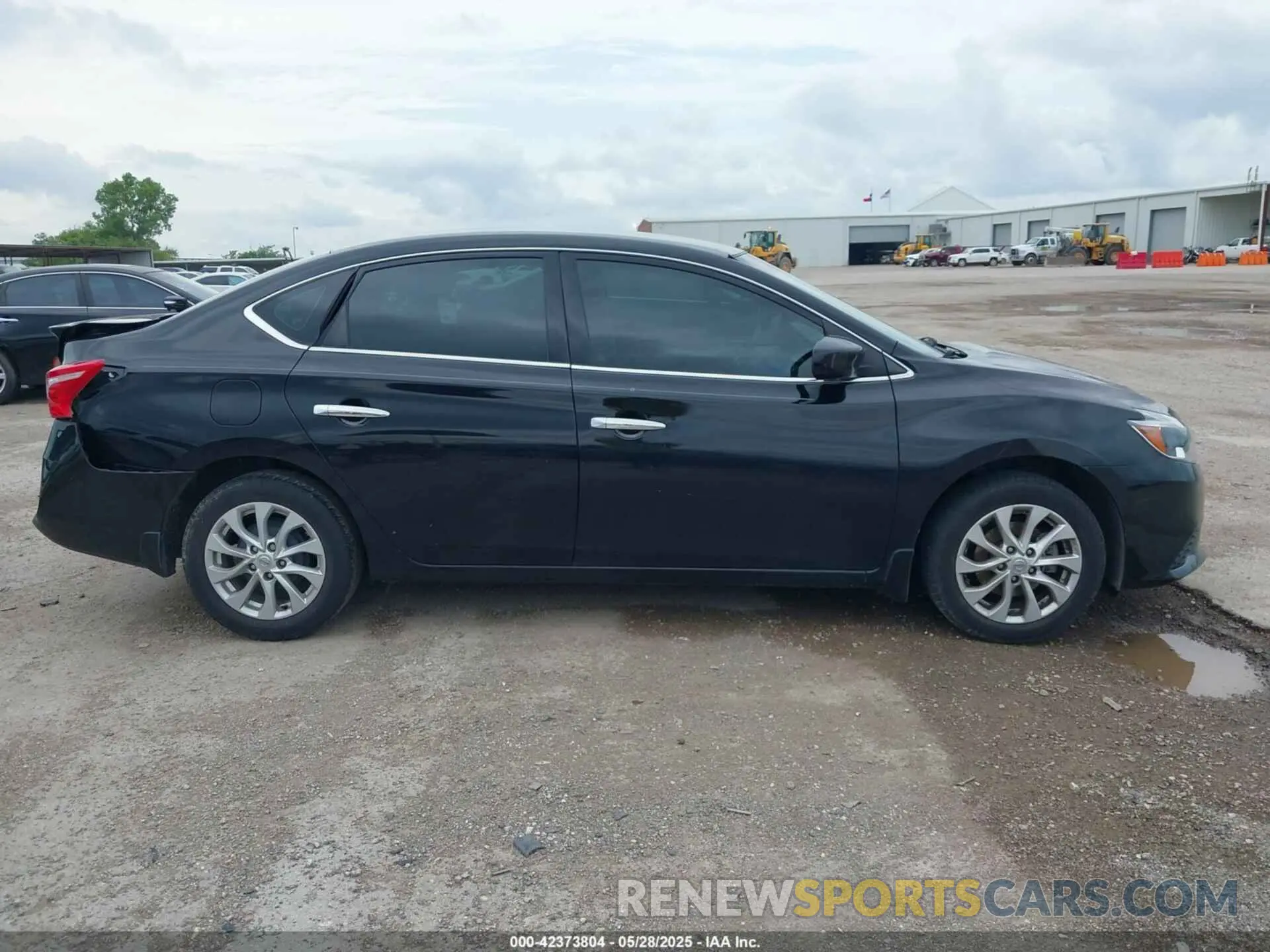 13 Photograph of a damaged car 3N1AB7AP8KY314977 NISSAN SENTRA 2019