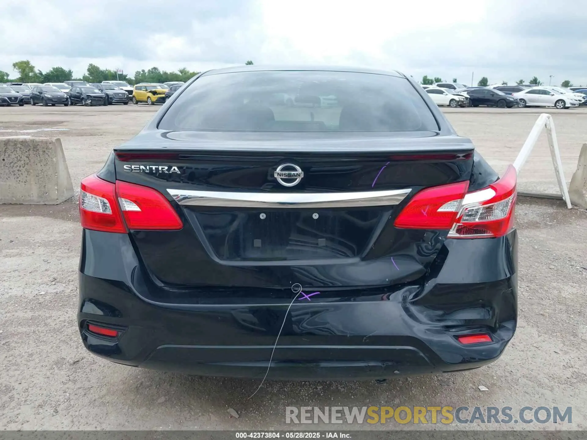 16 Photograph of a damaged car 3N1AB7AP8KY314977 NISSAN SENTRA 2019
