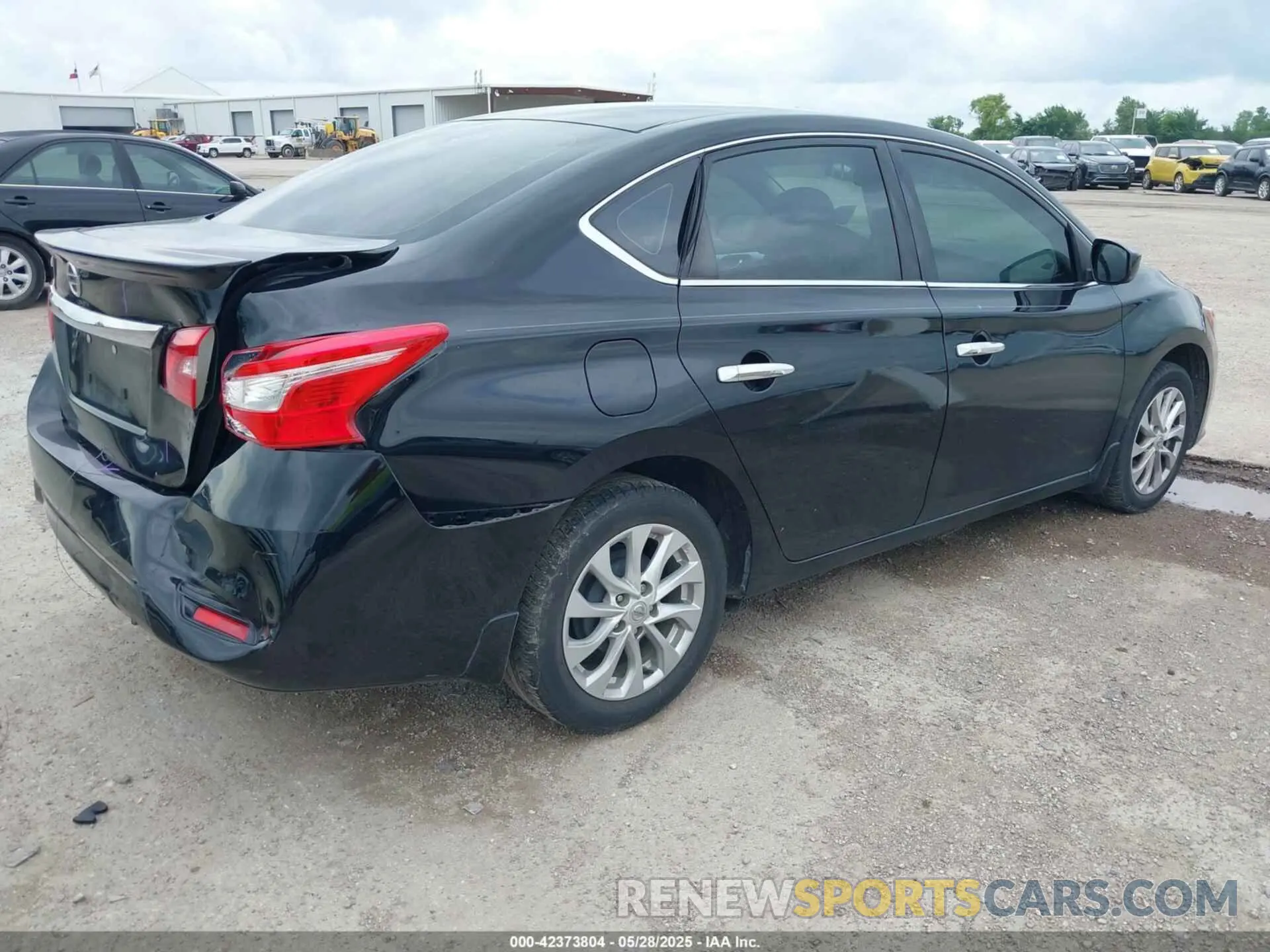 4 Photograph of a damaged car 3N1AB7AP8KY314977 NISSAN SENTRA 2019