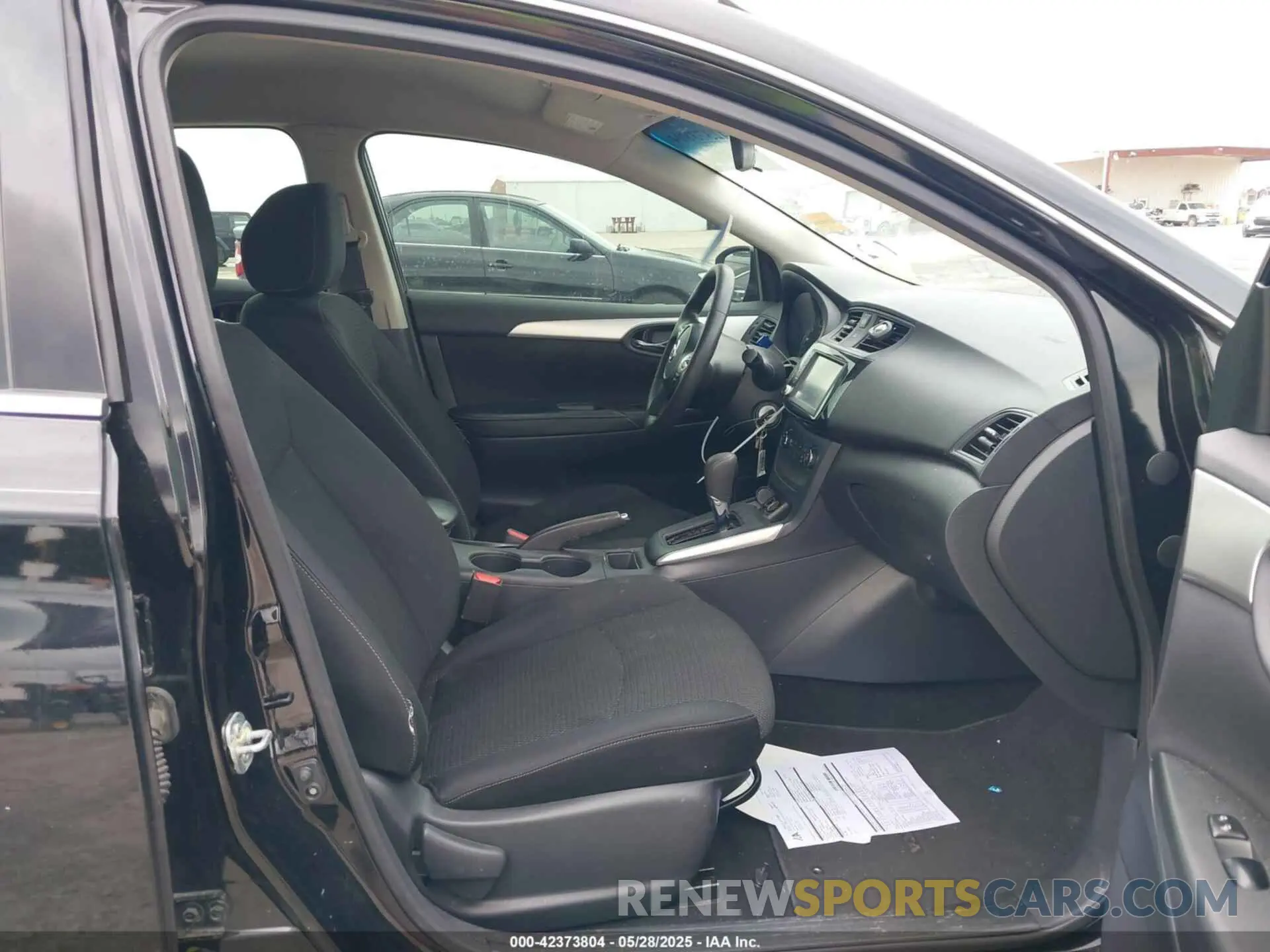 5 Photograph of a damaged car 3N1AB7AP8KY314977 NISSAN SENTRA 2019