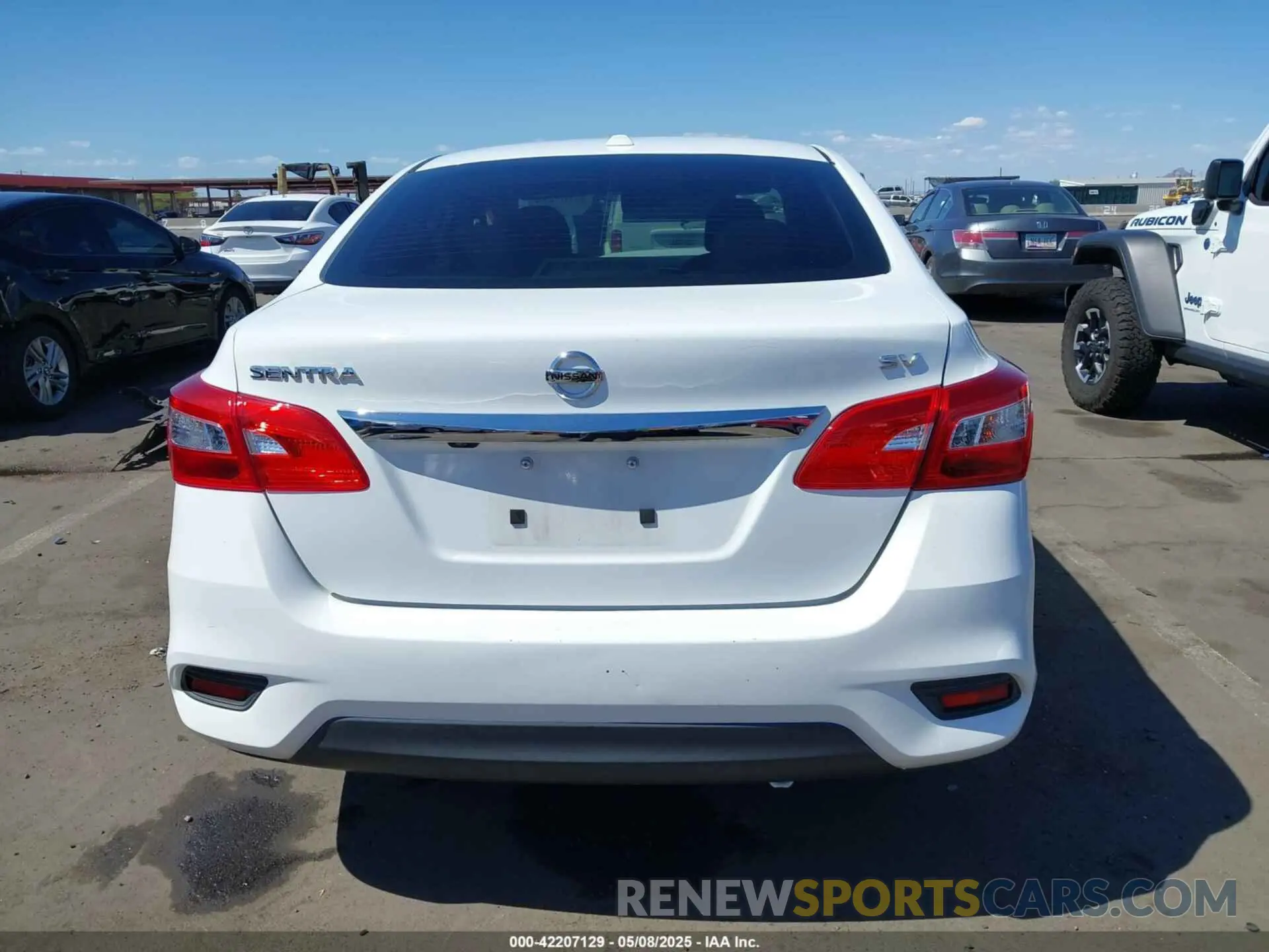 17 Photograph of a damaged car 3N1AB7AP8KY323629 NISSAN SENTRA 2019