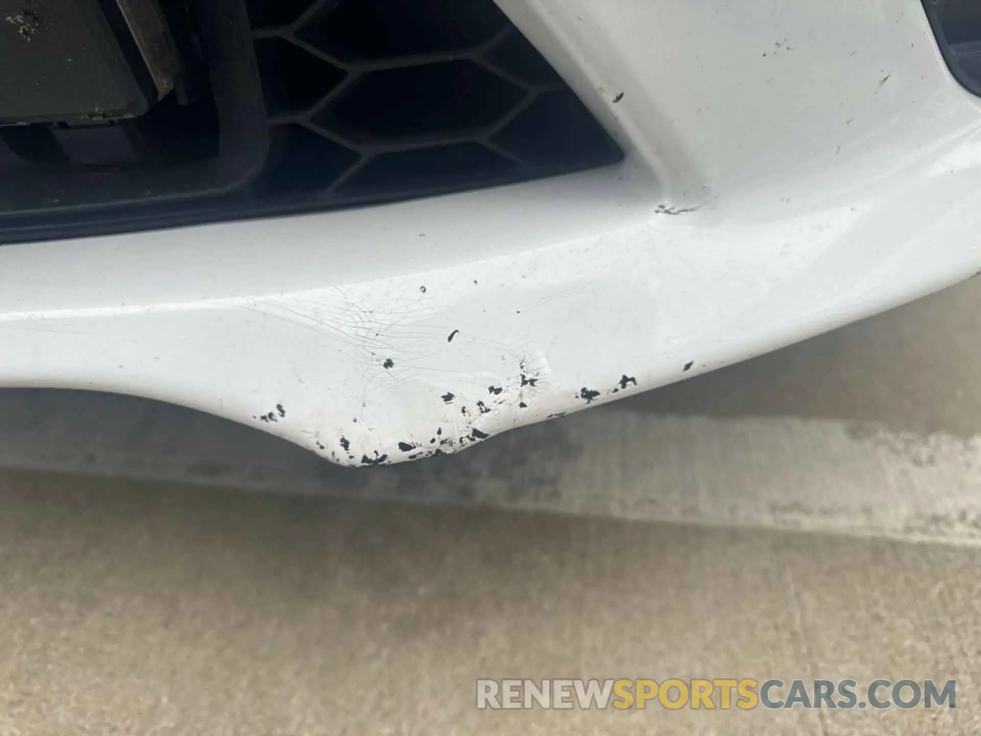 18 Photograph of a damaged car 3N1AB7AP8KY324621 NISSAN SENTRA 2019
