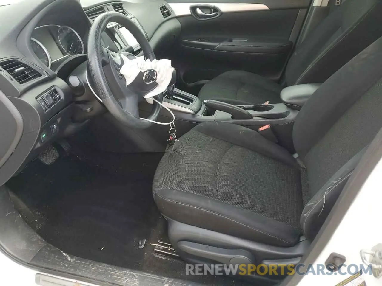 7 Photograph of a damaged car 3N1AB7AP8KY327356 NISSAN SENTRA 2019
