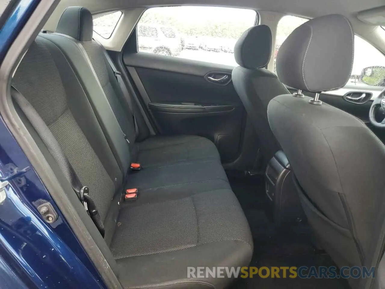 10 Photograph of a damaged car 3N1AB7AP8KY332881 NISSAN SENTRA 2019
