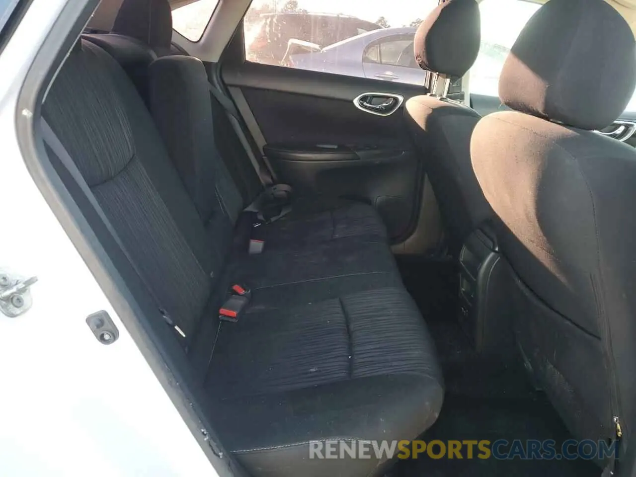 10 Photograph of a damaged car 3N1AB7AP8KY334159 NISSAN SENTRA 2019