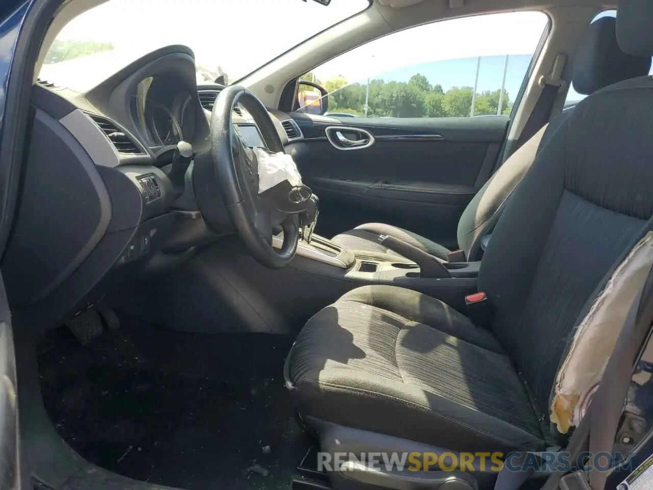 7 Photograph of a damaged car 3N1AB7AP8KY335652 NISSAN SENTRA 2019