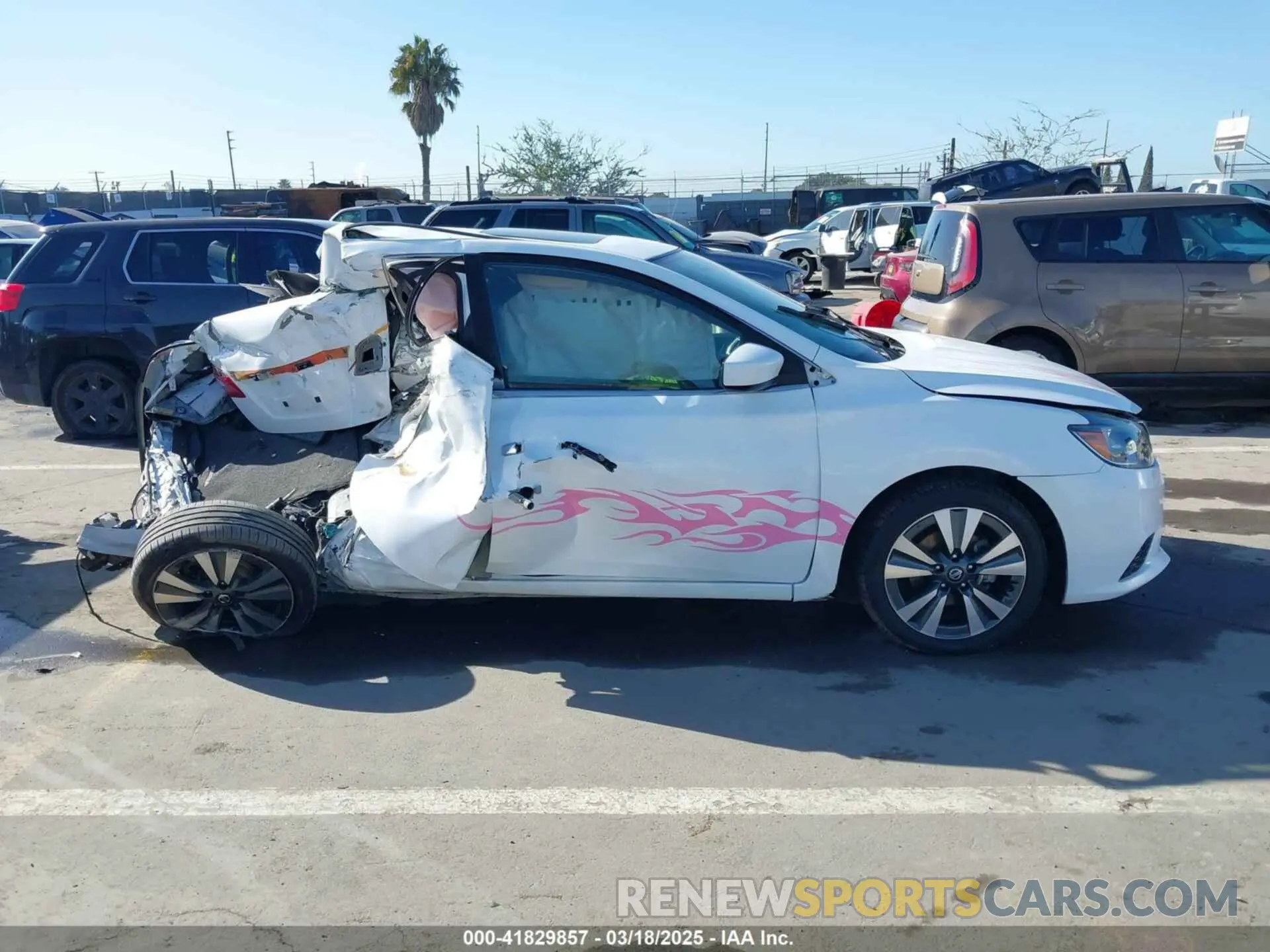 13 Photograph of a damaged car 3N1AB7AP8KY351365 NISSAN SENTRA 2019