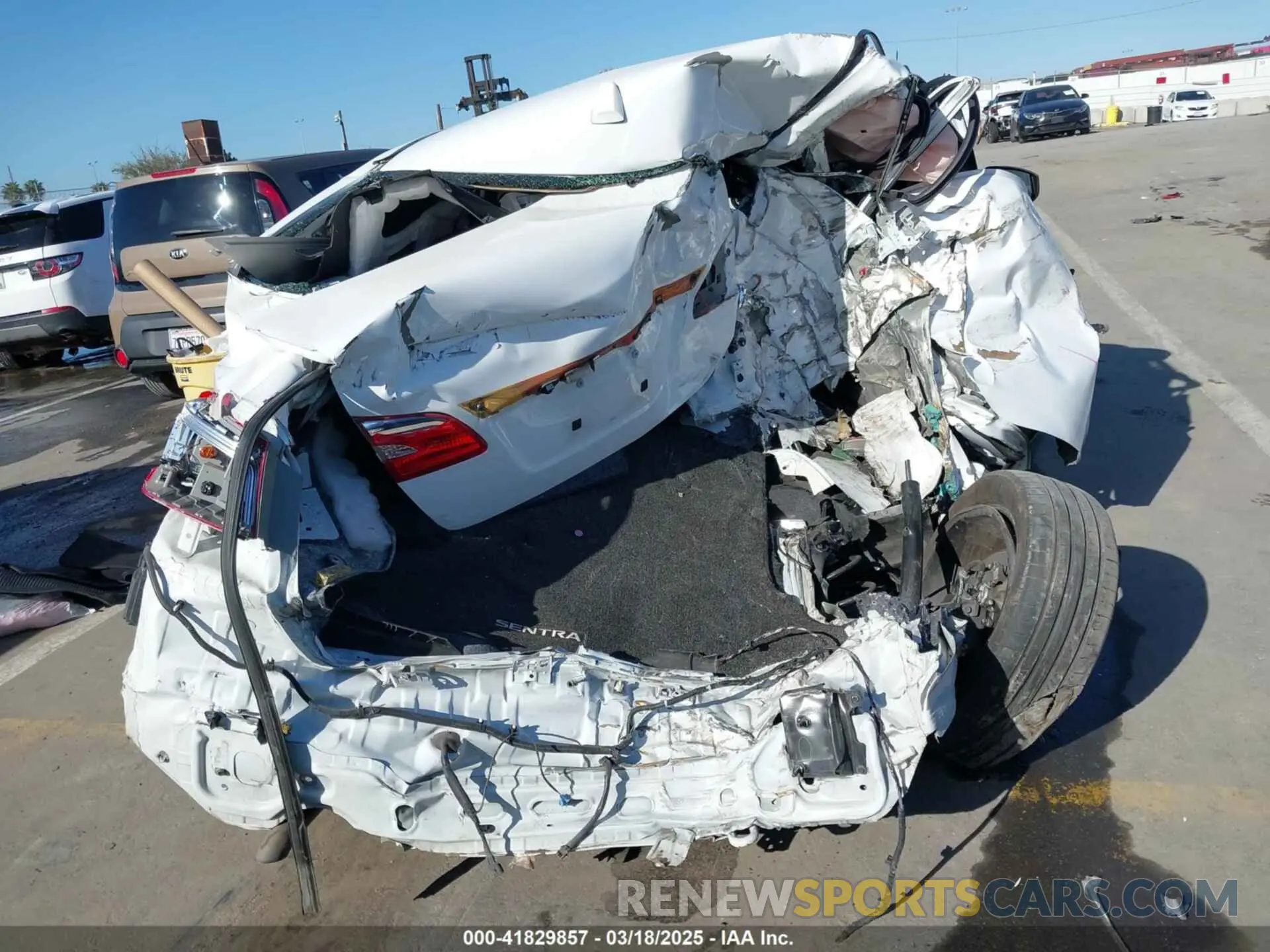 16 Photograph of a damaged car 3N1AB7AP8KY351365 NISSAN SENTRA 2019