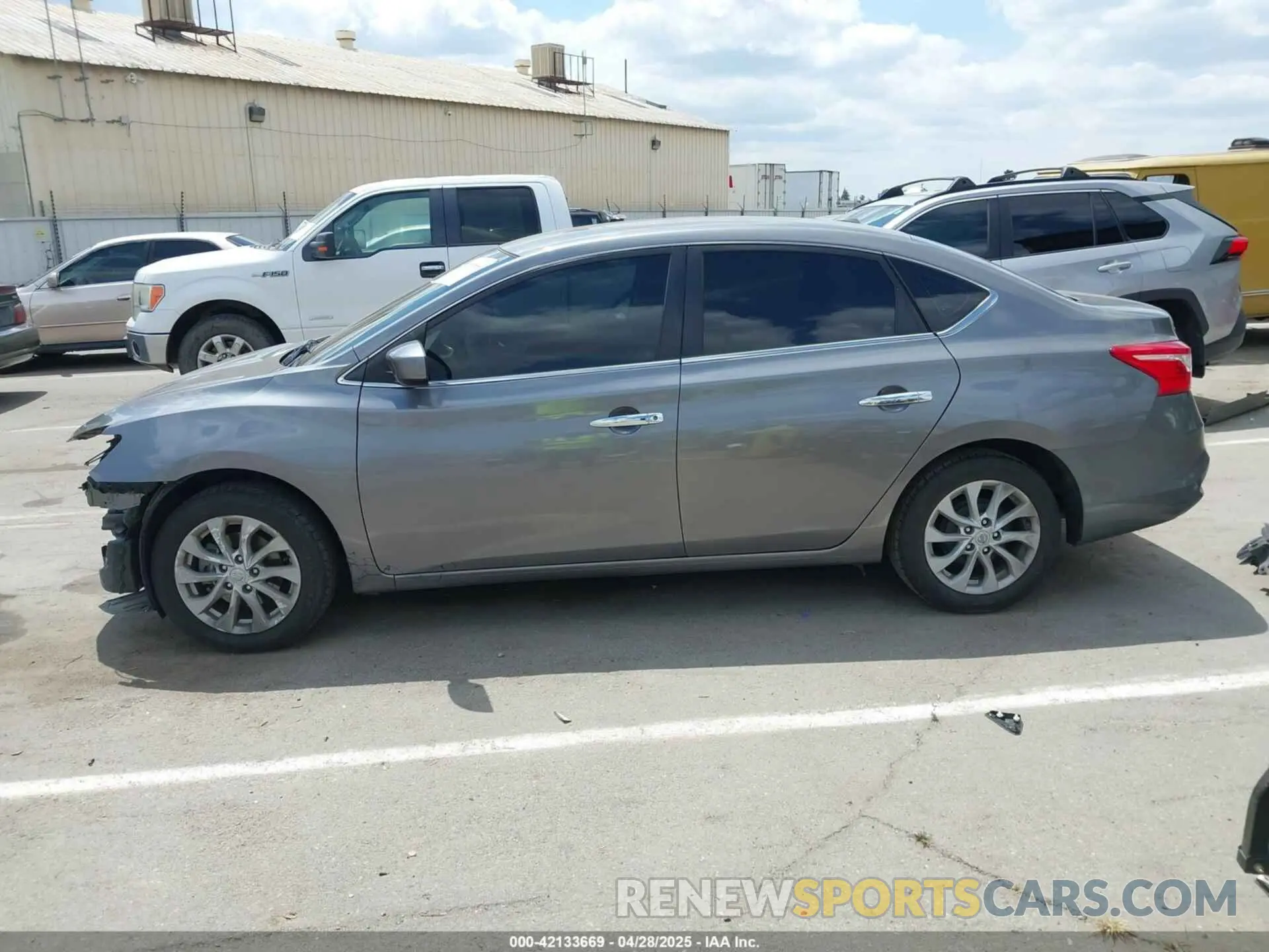 15 Photograph of a damaged car 3N1AB7AP8KY354976 NISSAN SENTRA 2019