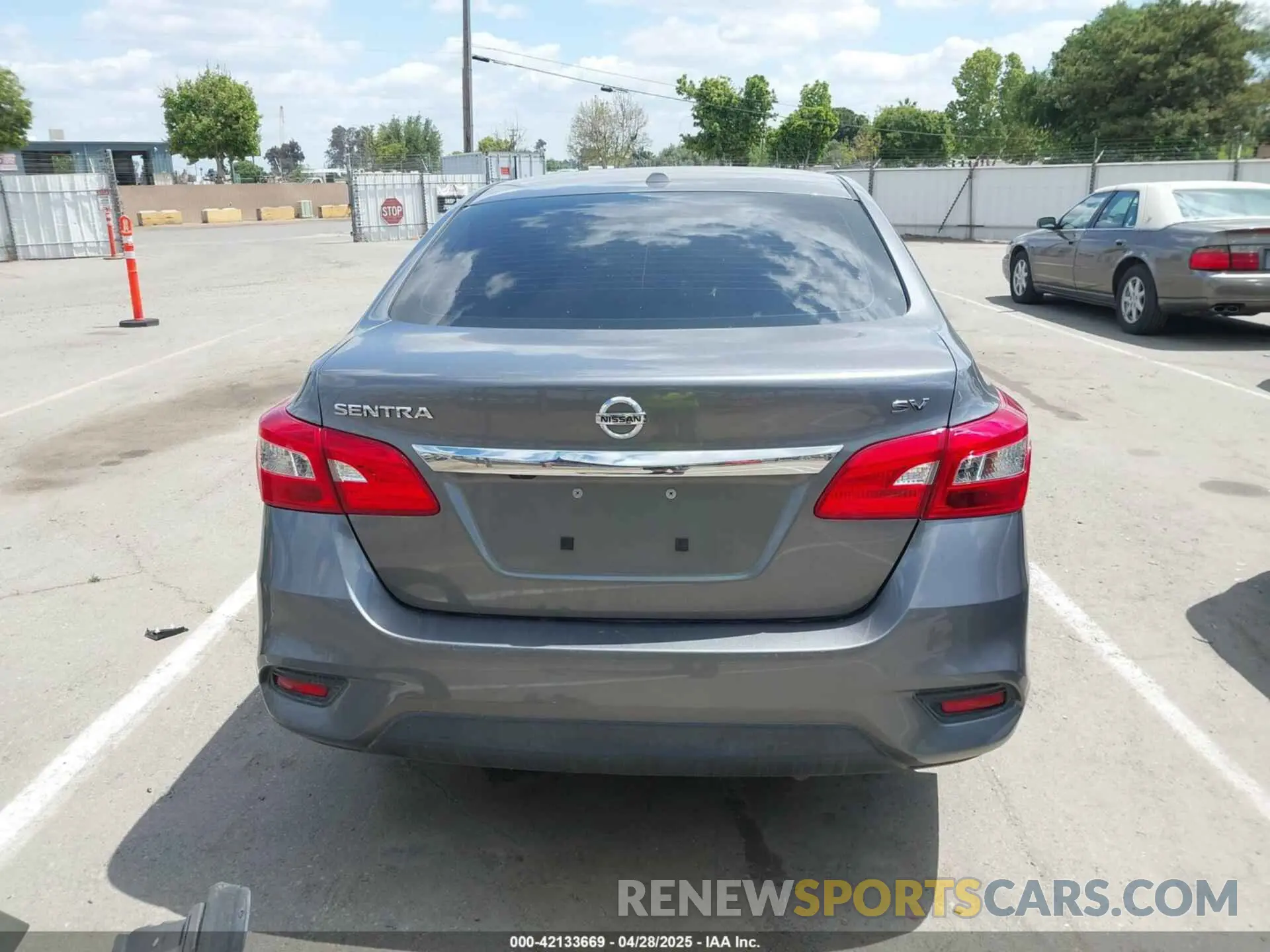 17 Photograph of a damaged car 3N1AB7AP8KY354976 NISSAN SENTRA 2019