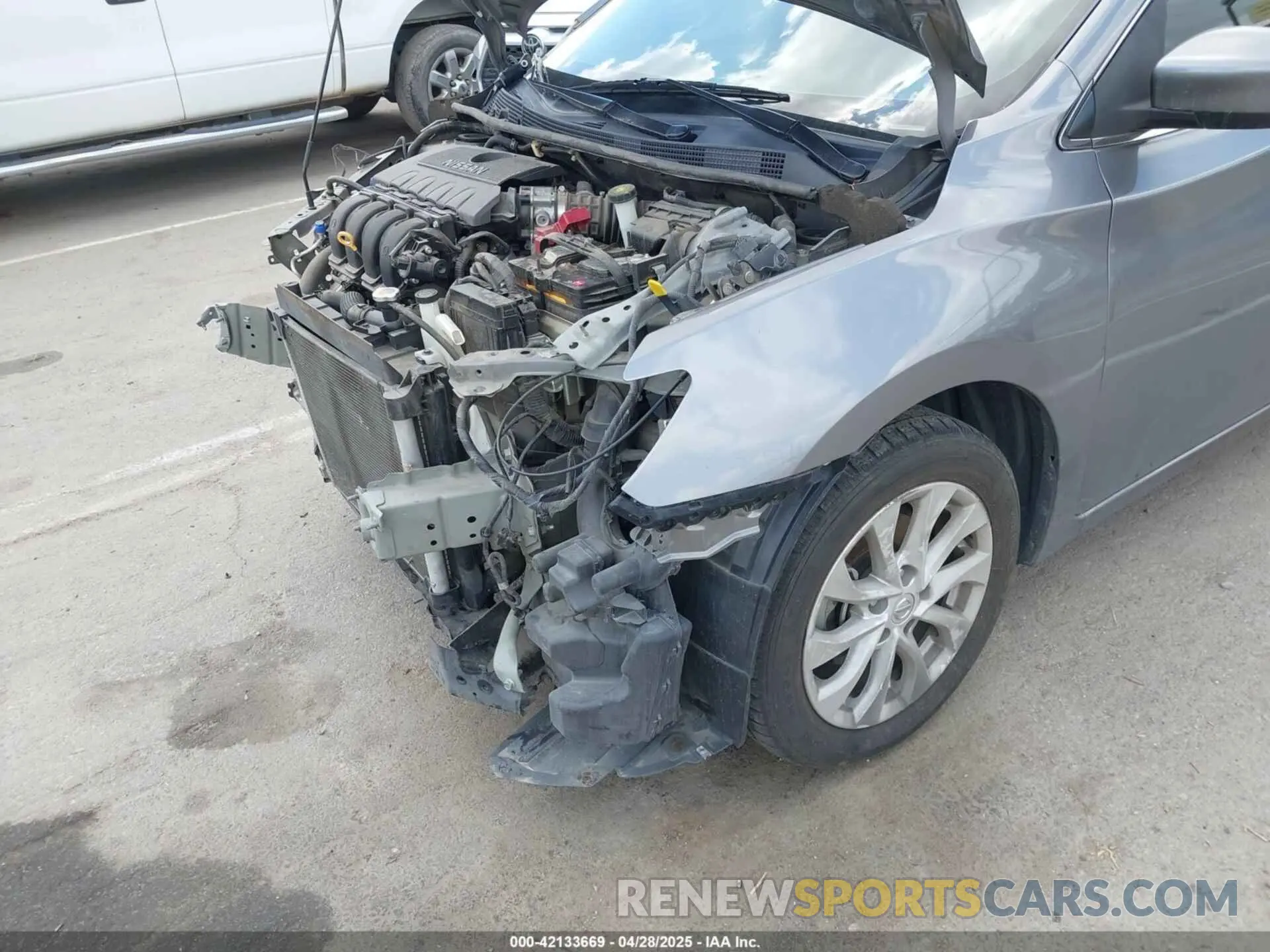 18 Photograph of a damaged car 3N1AB7AP8KY354976 NISSAN SENTRA 2019