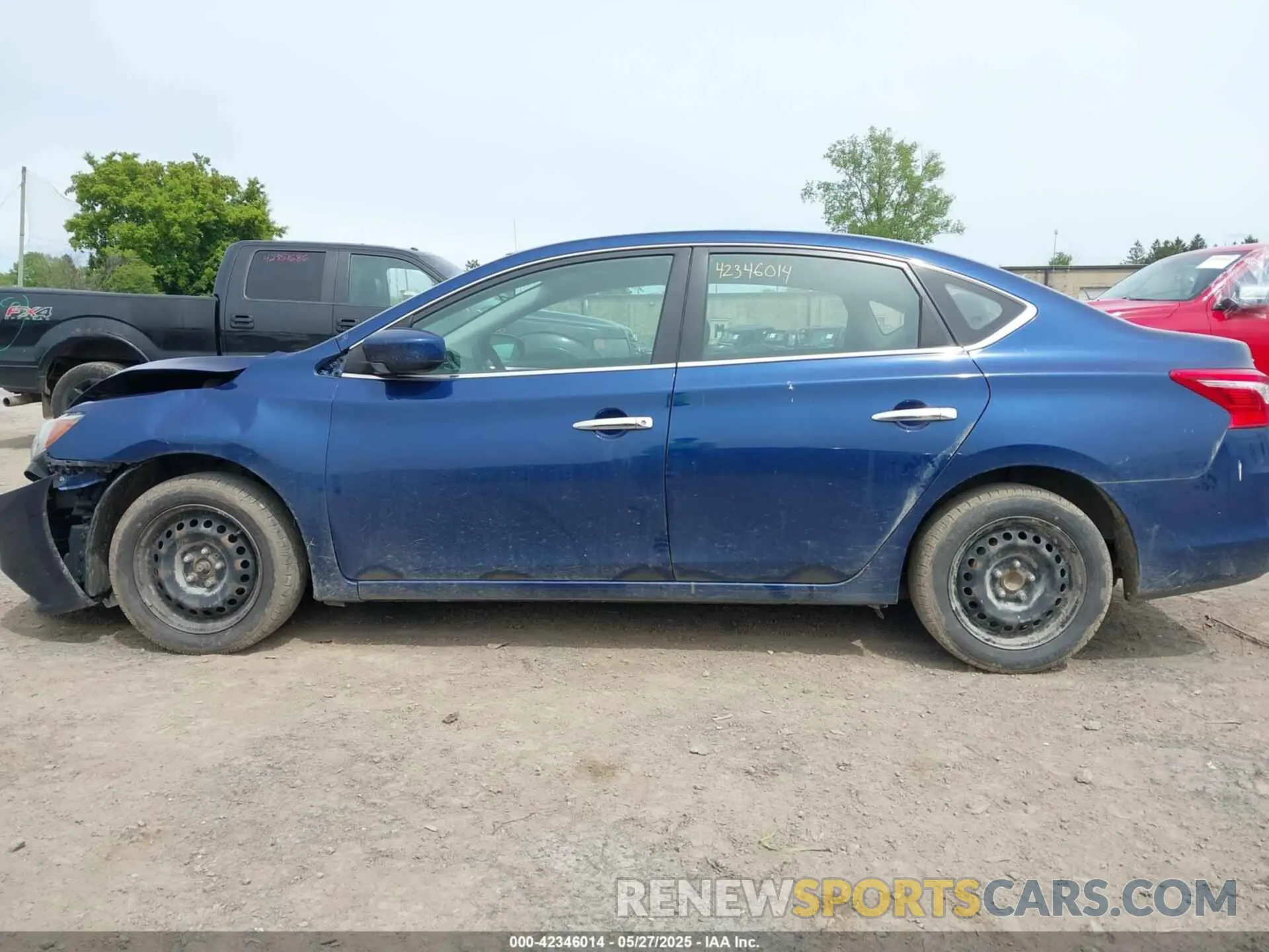 15 Photograph of a damaged car 3N1AB7AP8KY372331 NISSAN SENTRA 2019