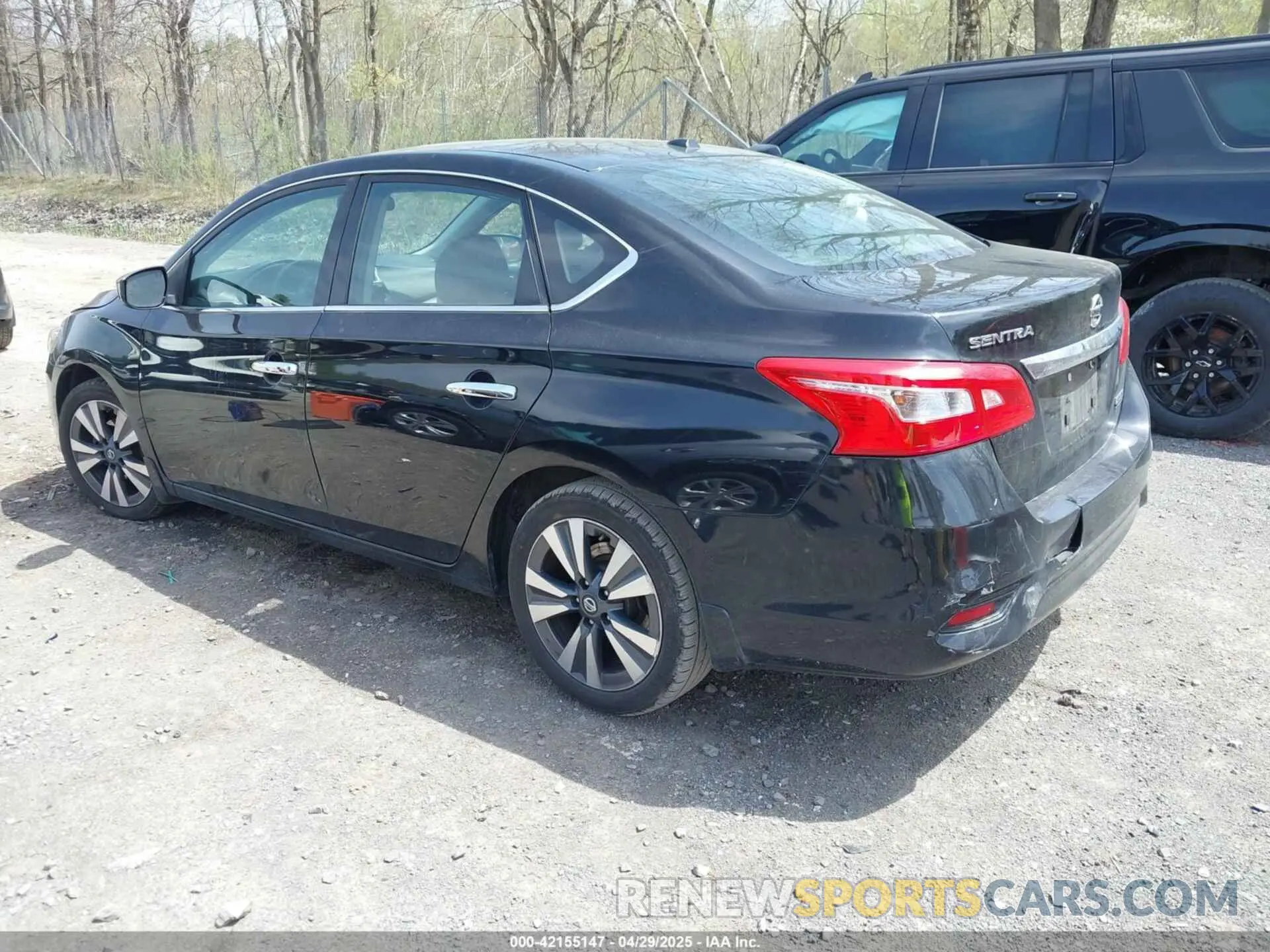 3 Photograph of a damaged car 3N1AB7AP8KY377089 NISSAN SENTRA 2019