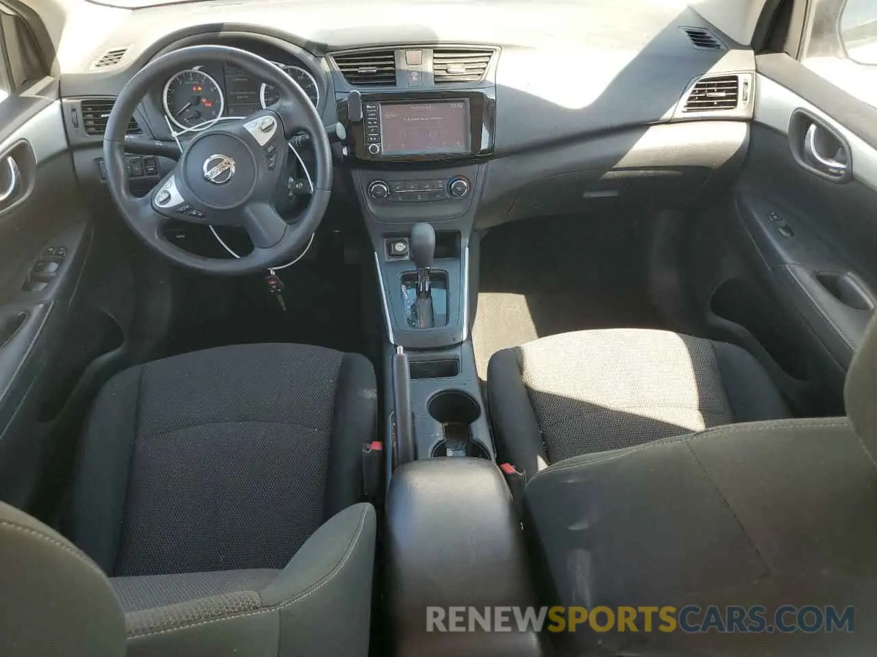 8 Photograph of a damaged car 3N1AB7AP8KY379392 NISSAN SENTRA 2019