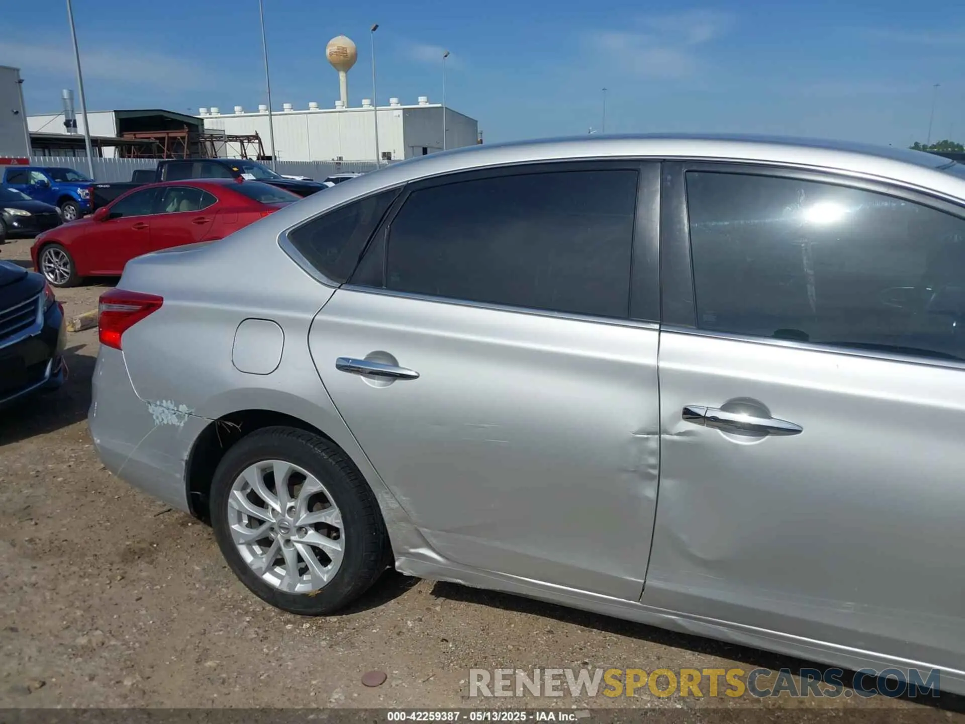 17 Photograph of a damaged car 3N1AB7AP8KY393499 NISSAN SENTRA 2019