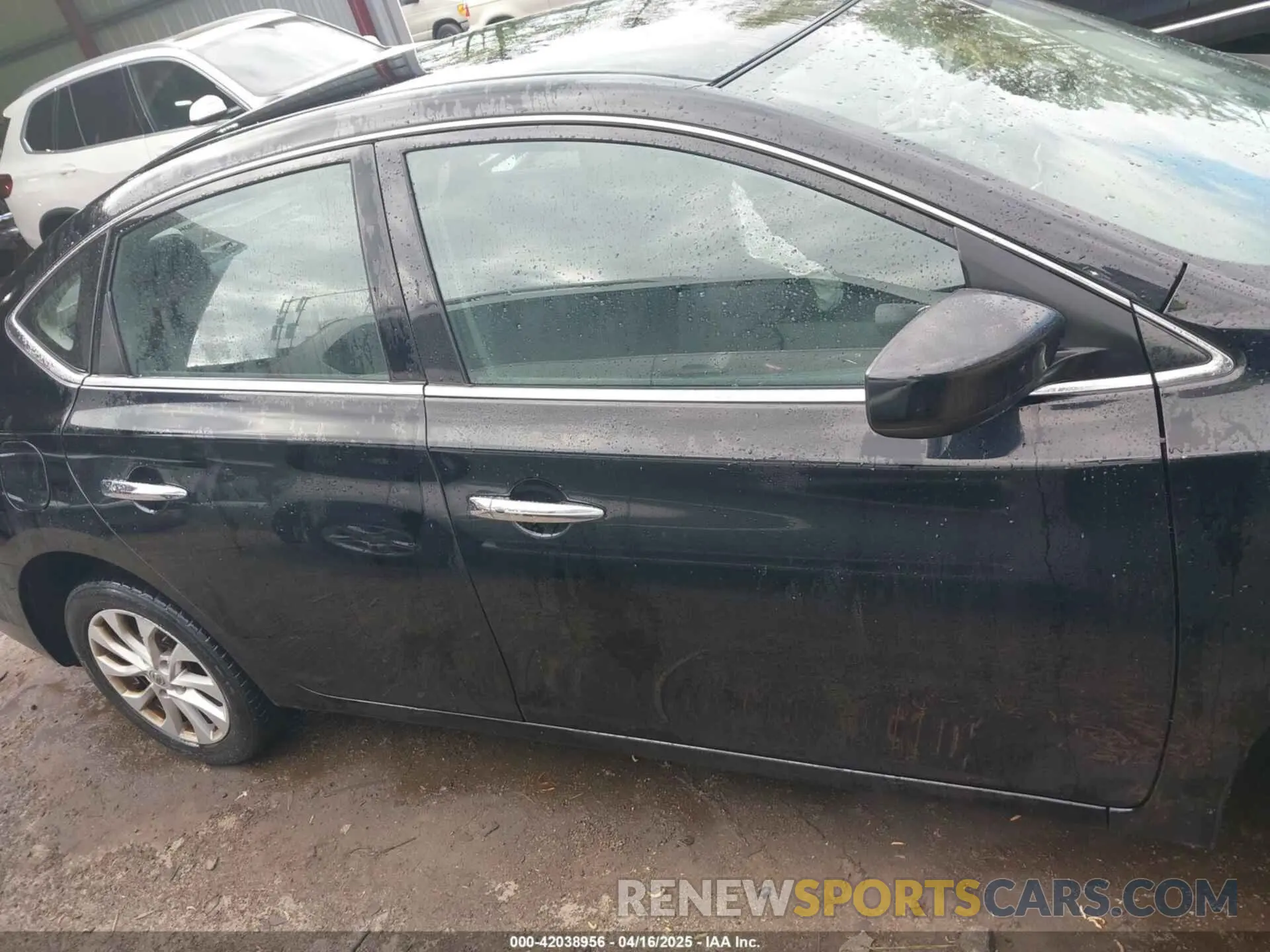 14 Photograph of a damaged car 3N1AB7AP8KY397097 NISSAN SENTRA 2019