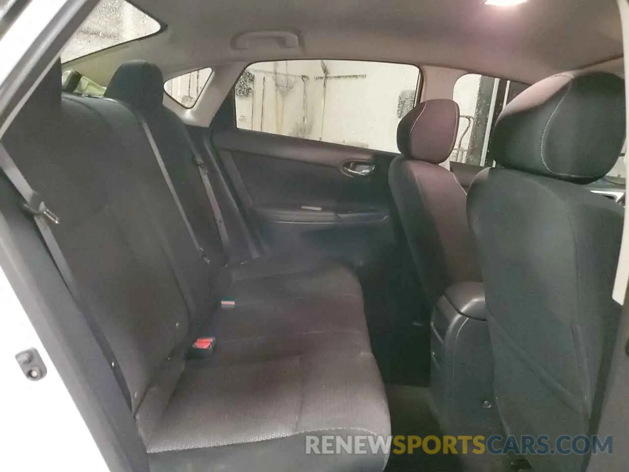 10 Photograph of a damaged car 3N1AB7AP8KY402363 NISSAN SENTRA 2019
