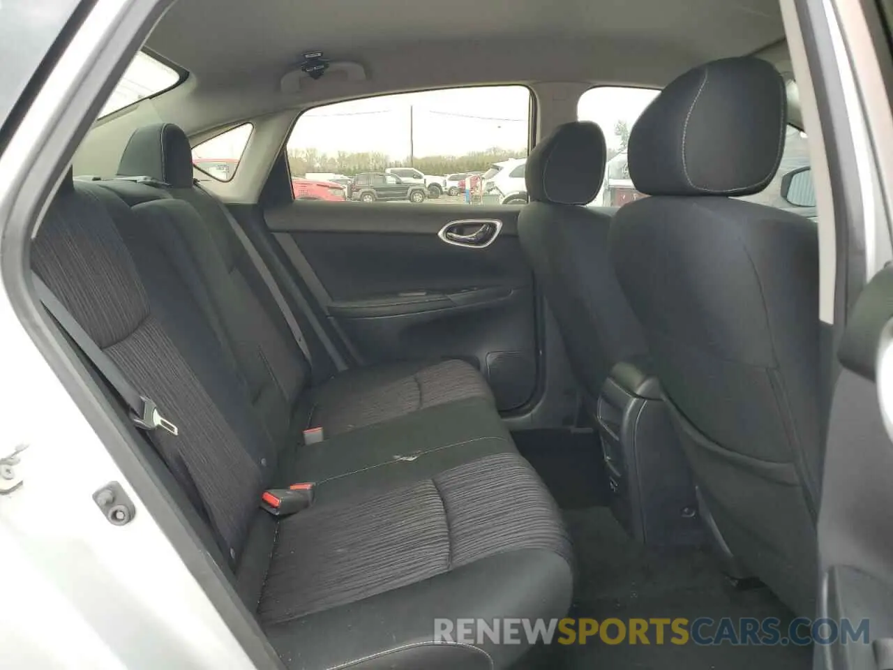 10 Photograph of a damaged car 3N1AB7AP8KY410852 NISSAN SENTRA 2019