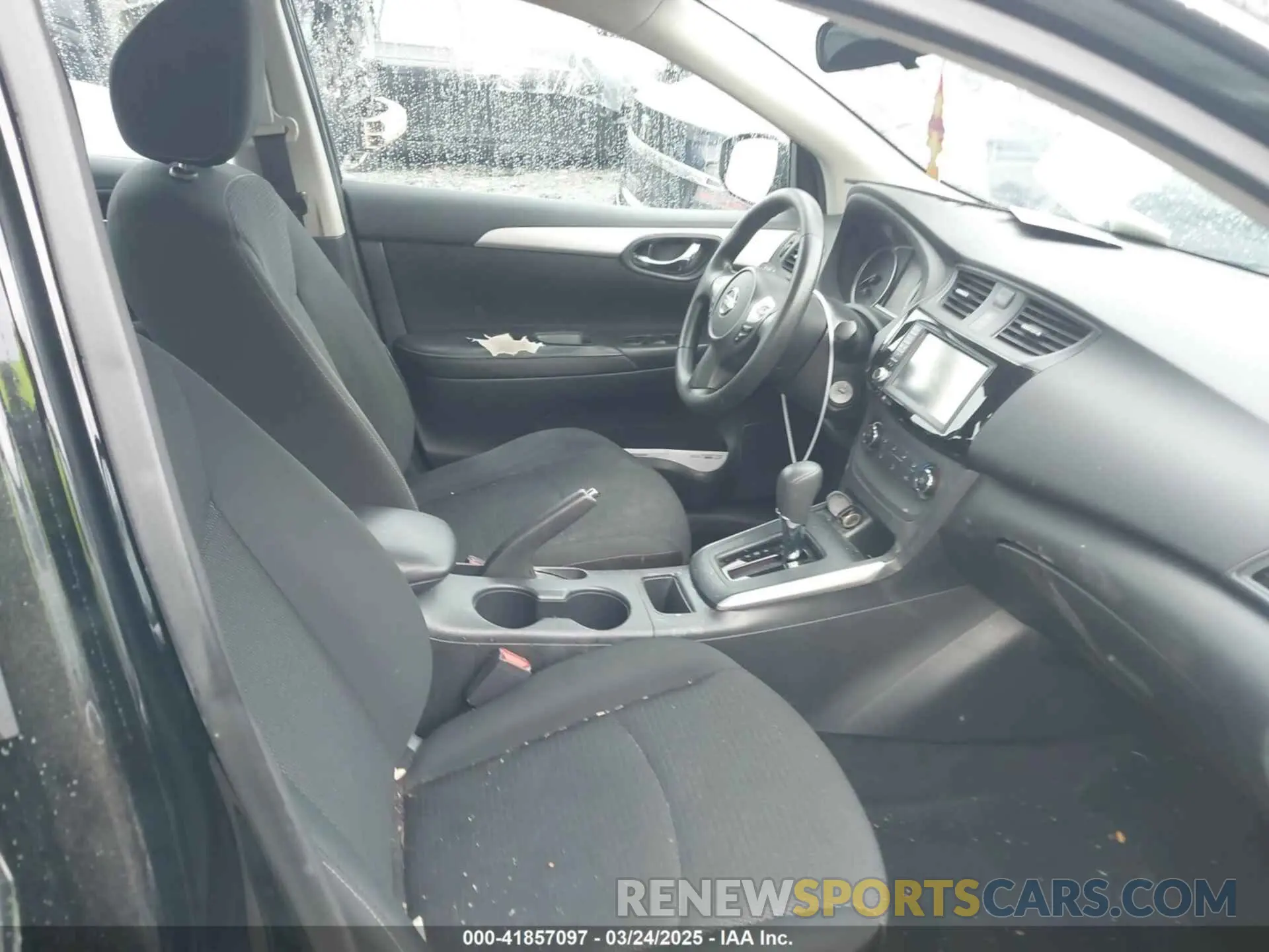5 Photograph of a damaged car 3N1AB7AP8KY413749 NISSAN SENTRA 2019