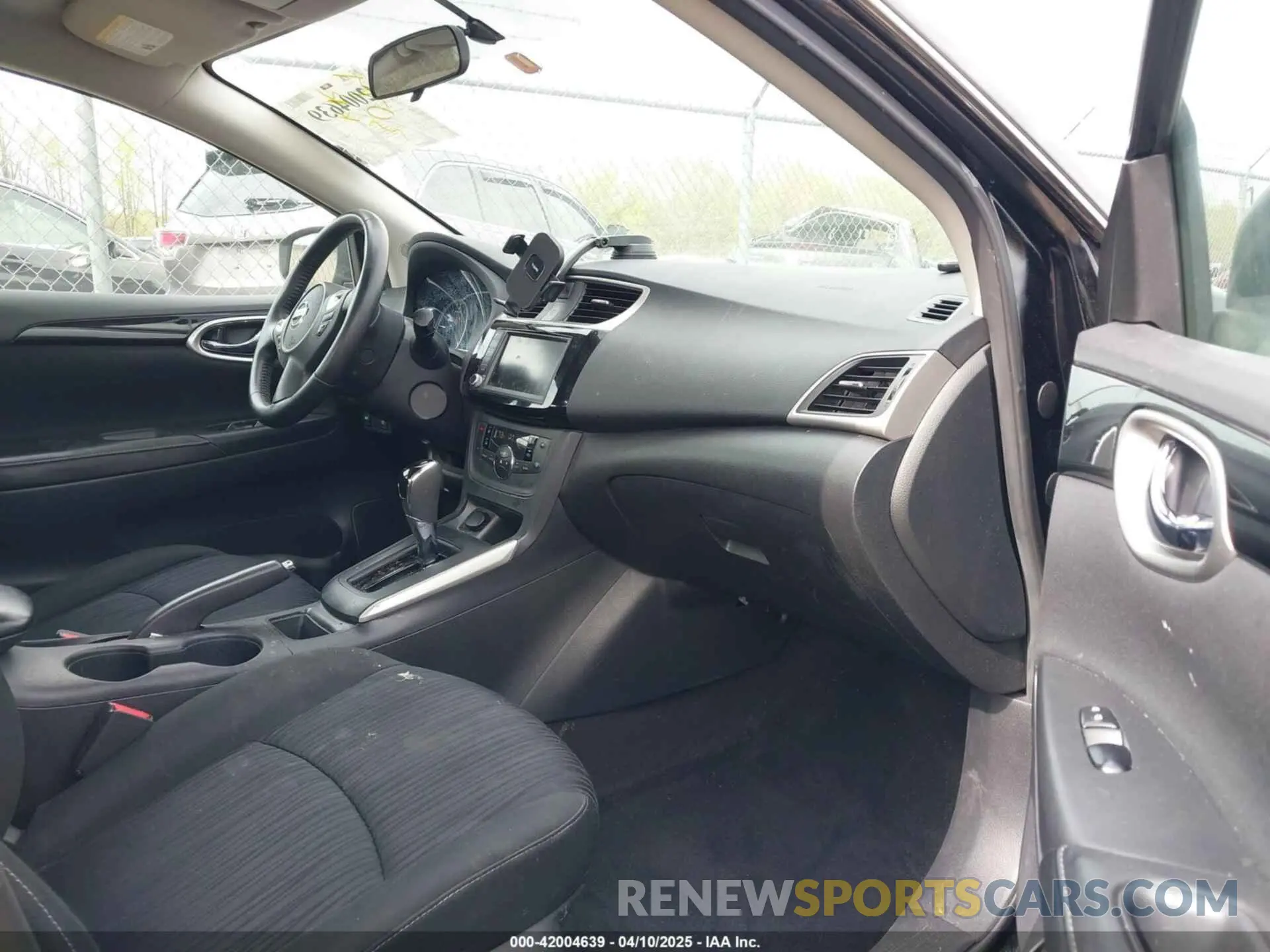 5 Photograph of a damaged car 3N1AB7AP8KY417946 NISSAN SENTRA 2019