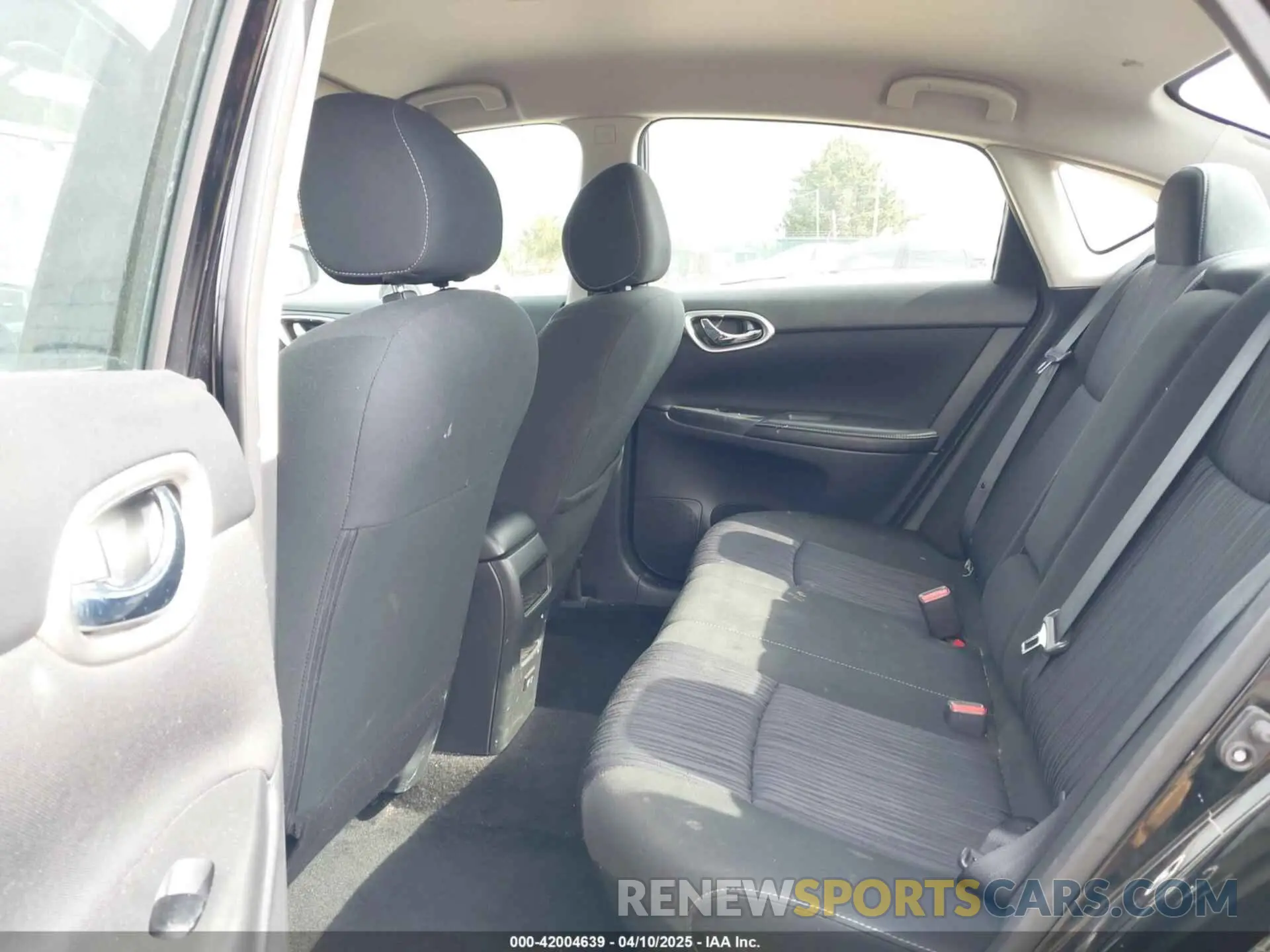 8 Photograph of a damaged car 3N1AB7AP8KY417946 NISSAN SENTRA 2019