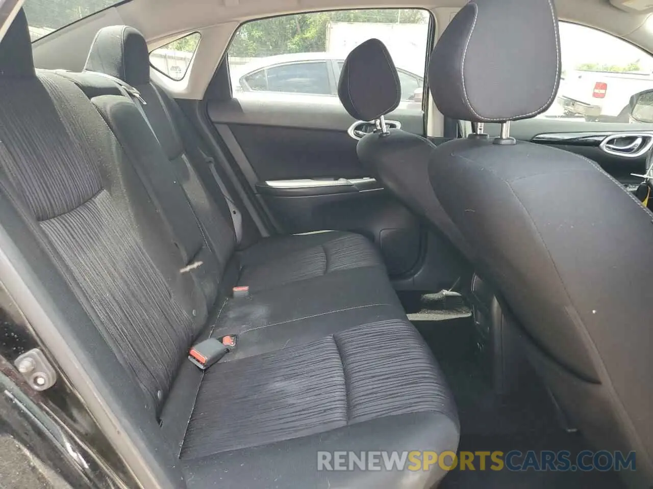 10 Photograph of a damaged car 3N1AB7AP8KY434648 NISSAN SENTRA 2019
