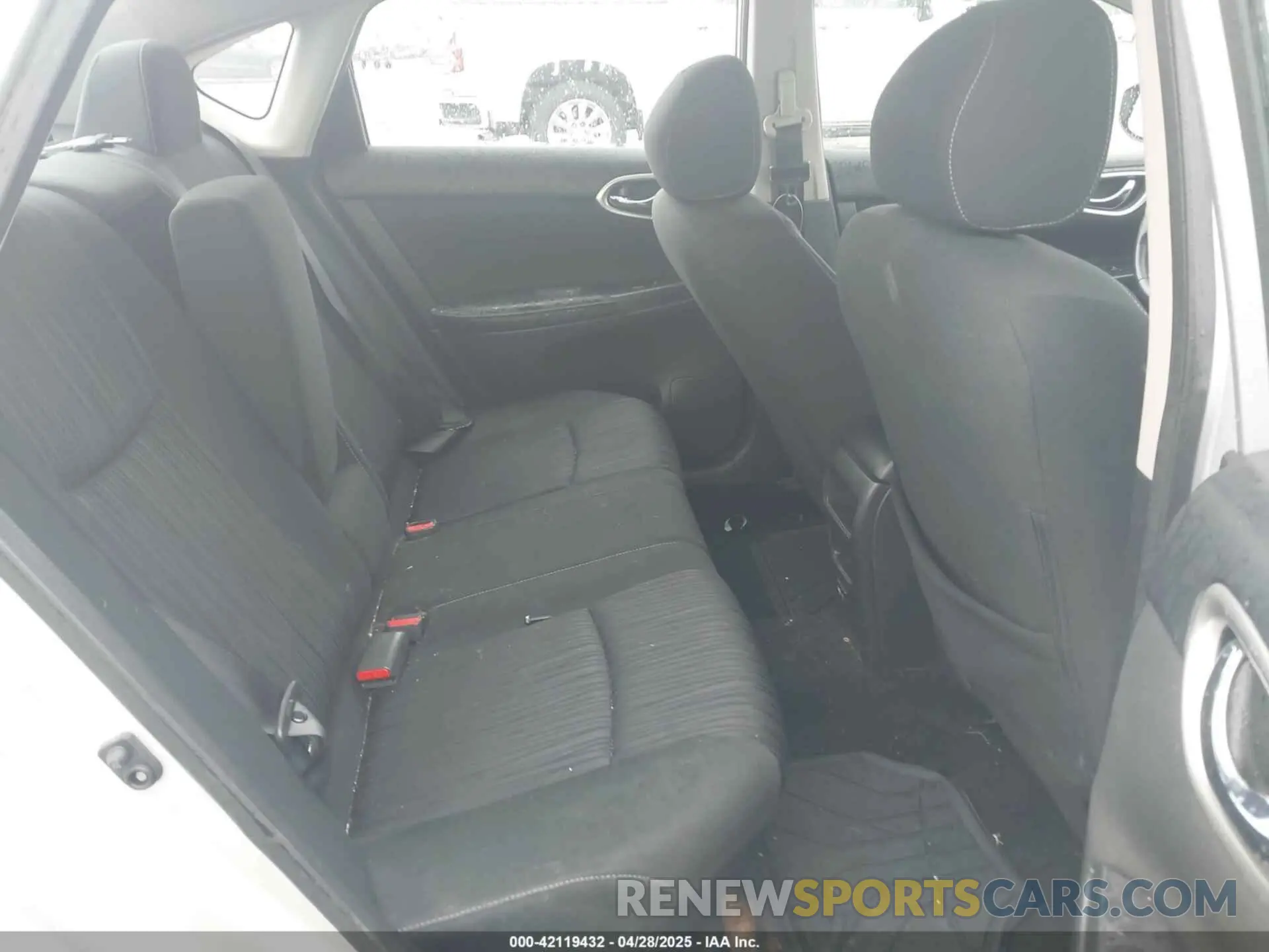 8 Photograph of a damaged car 3N1AB7AP8KY451692 NISSAN SENTRA 2019
