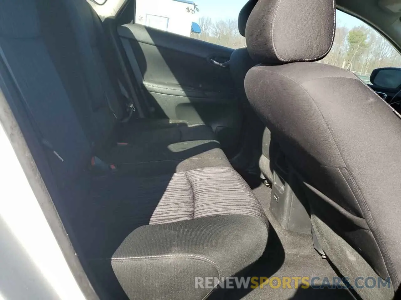 10 Photograph of a damaged car 3N1AB7AP9KL614153 NISSAN SENTRA 2019