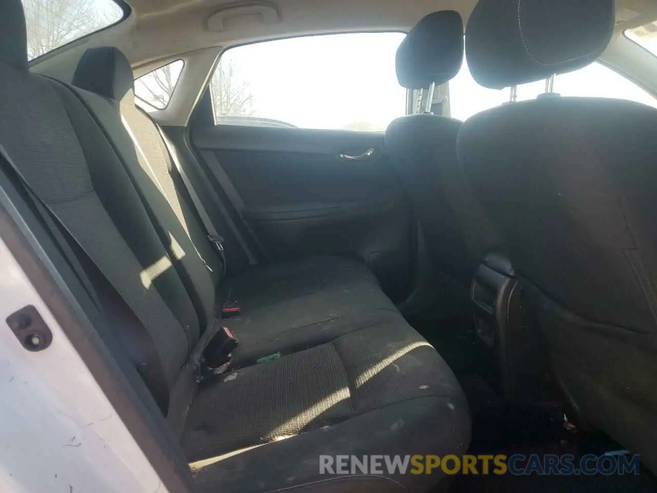 10 Photograph of a damaged car 3N1AB7AP9KY211079 NISSAN SENTRA 2019