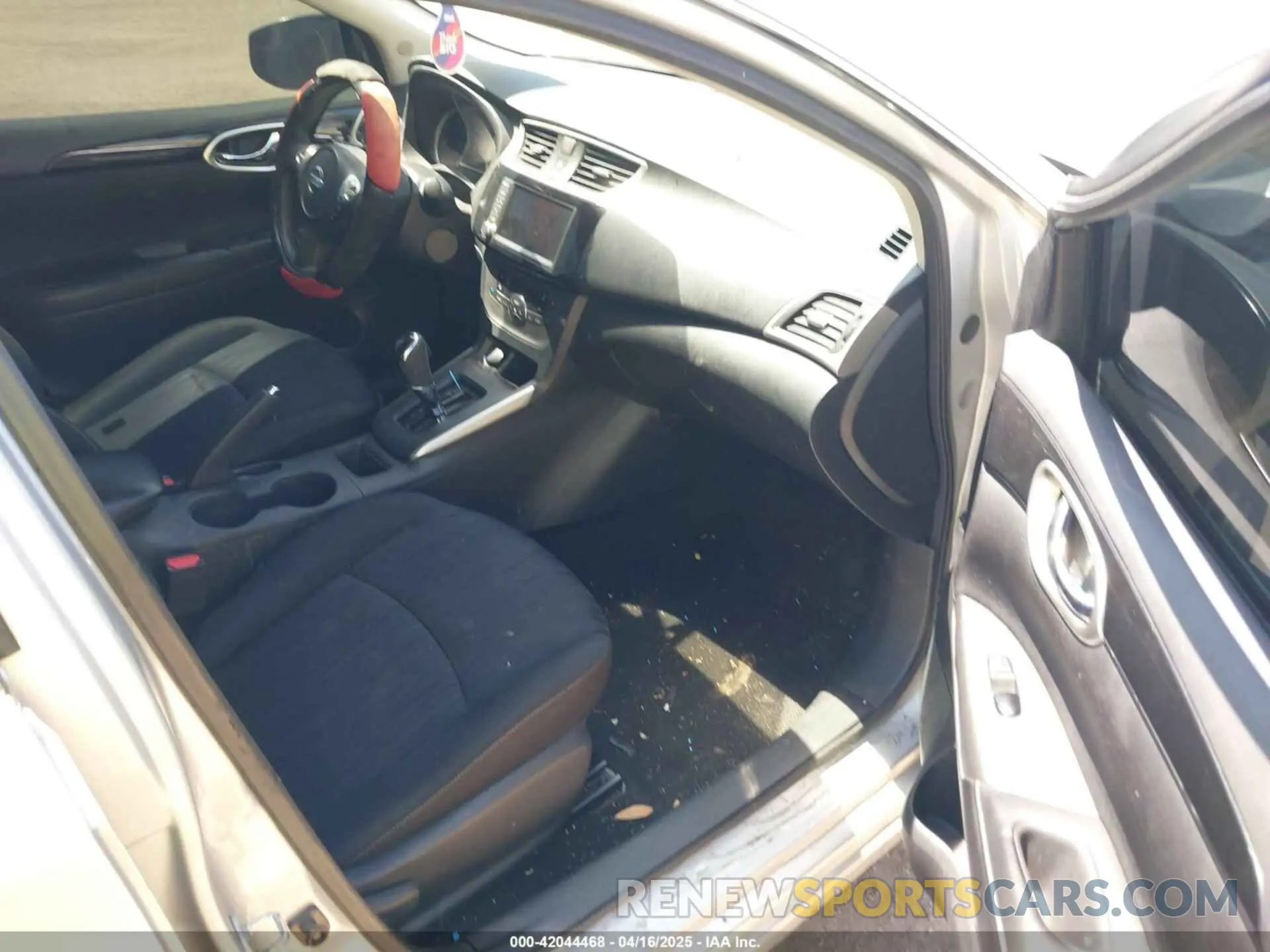 5 Photograph of a damaged car 3N1AB7AP9KY211115 NISSAN SENTRA 2019