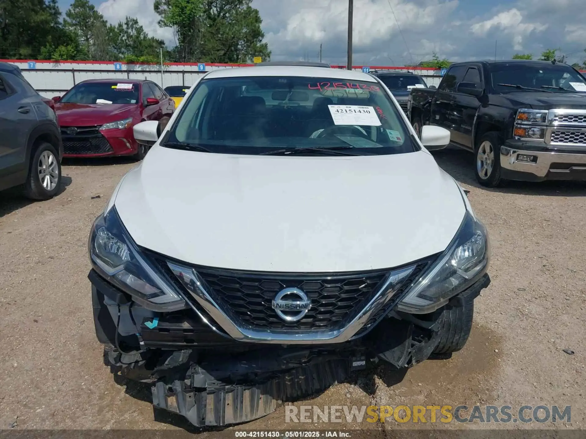 13 Photograph of a damaged car 3N1AB7AP9KY218145 NISSAN SENTRA 2019