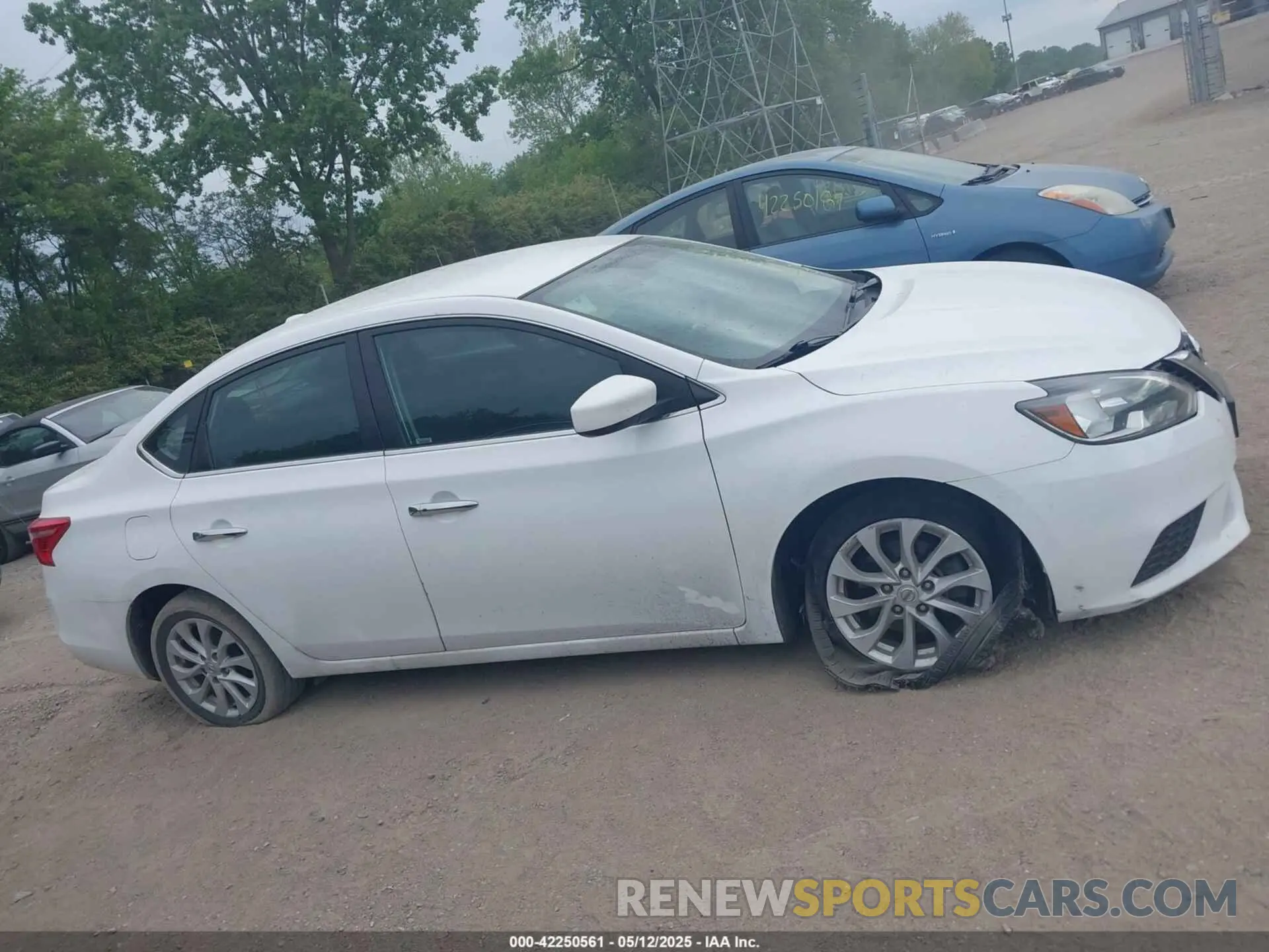 13 Photograph of a damaged car 3N1AB7AP9KY229727 NISSAN SENTRA 2019