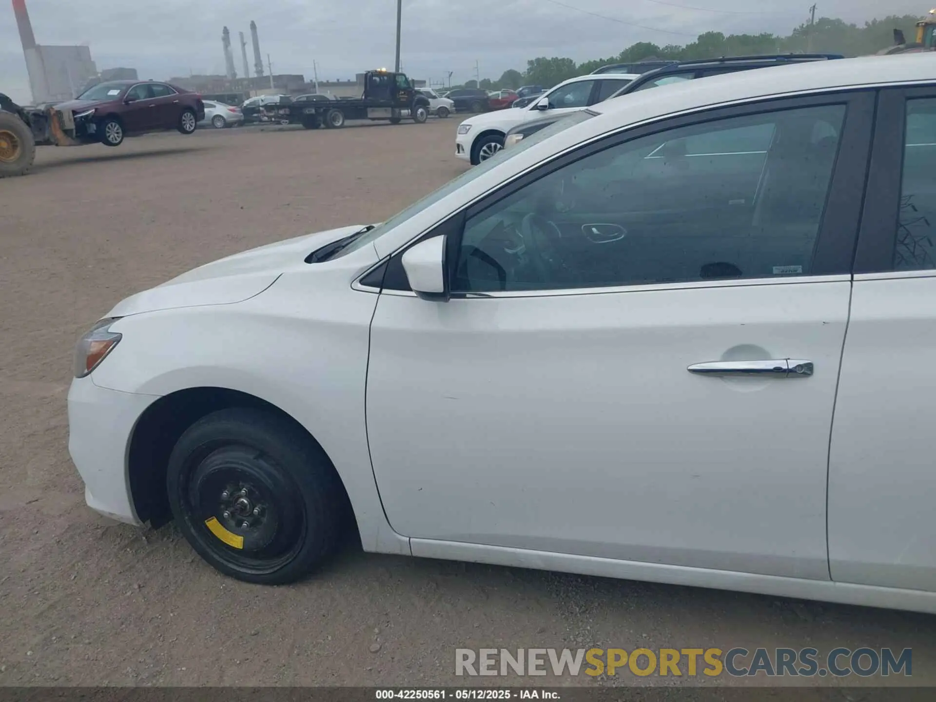14 Photograph of a damaged car 3N1AB7AP9KY229727 NISSAN SENTRA 2019