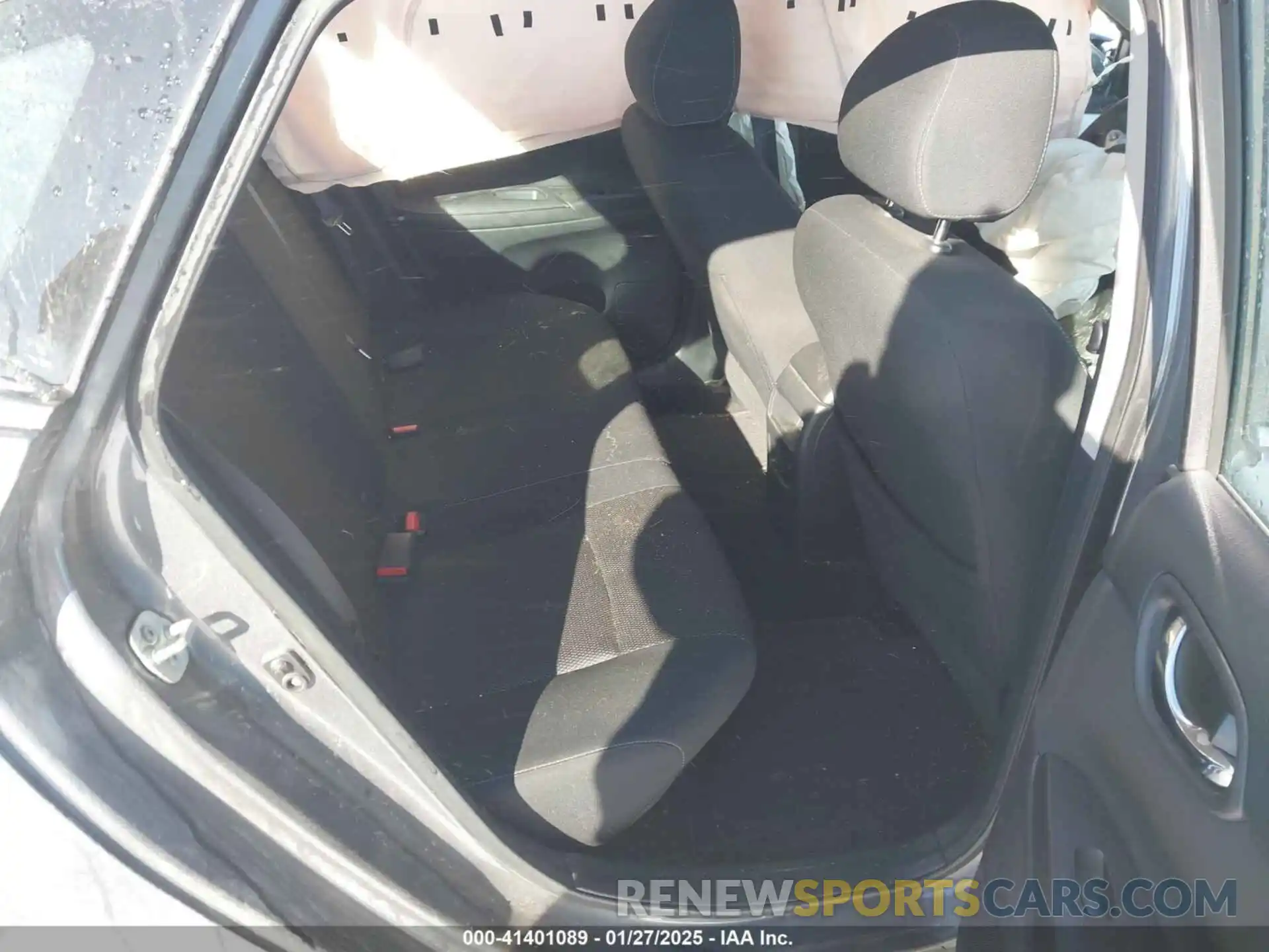 8 Photograph of a damaged car 3N1AB7AP9KY245295 NISSAN SENTRA 2019