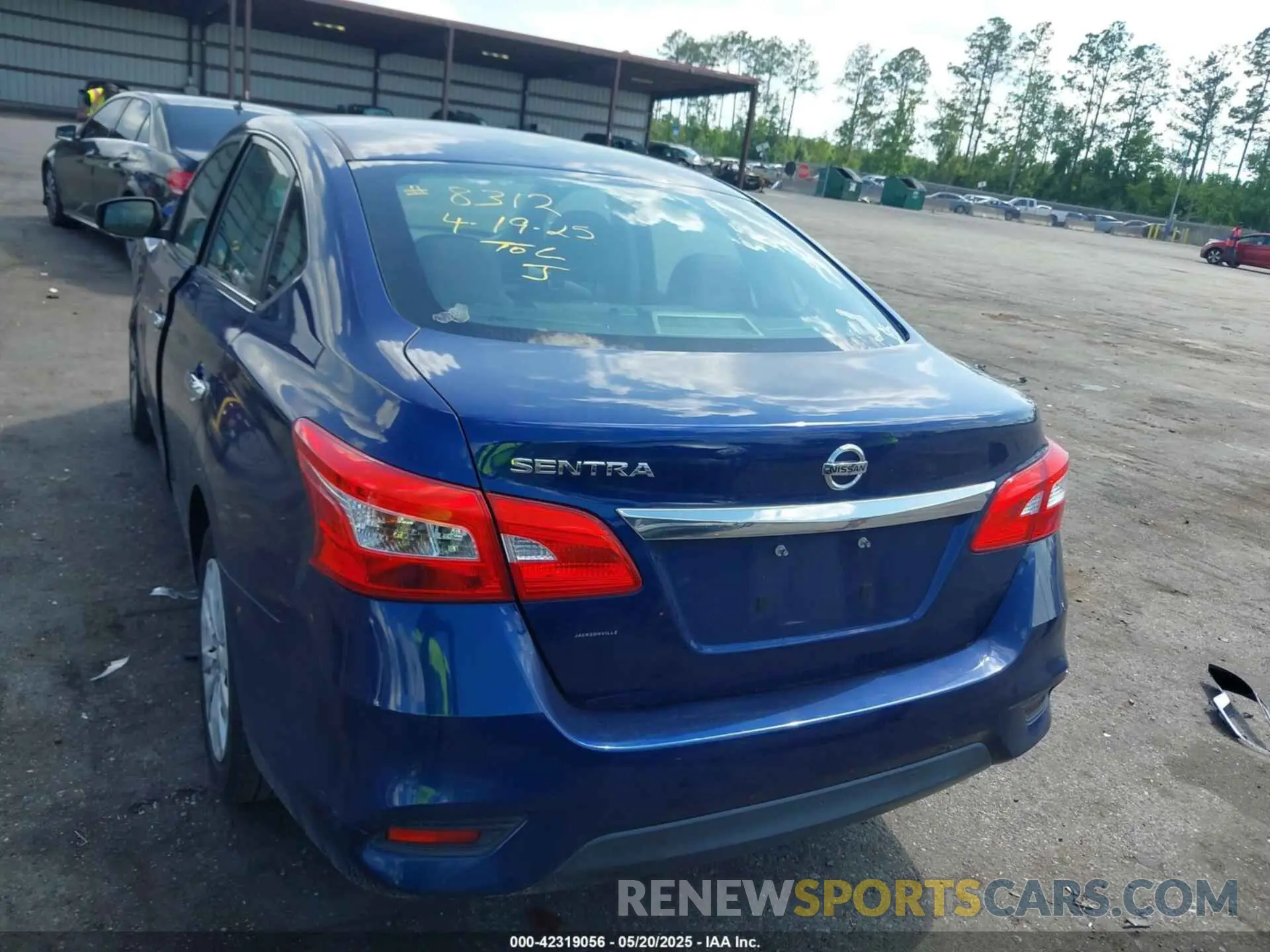 16 Photograph of a damaged car 3N1AB7AP9KY261934 NISSAN SENTRA 2019