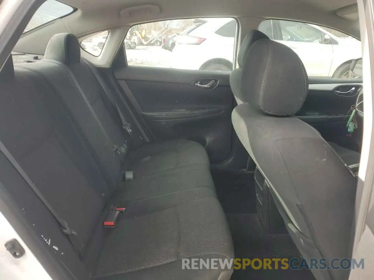 10 Photograph of a damaged car 3N1AB7AP9KY268950 NISSAN SENTRA 2019