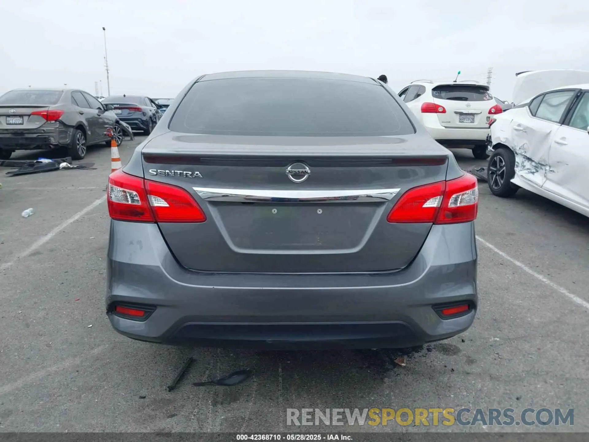 16 Photograph of a damaged car 3N1AB7AP9KY293797 NISSAN SENTRA 2019