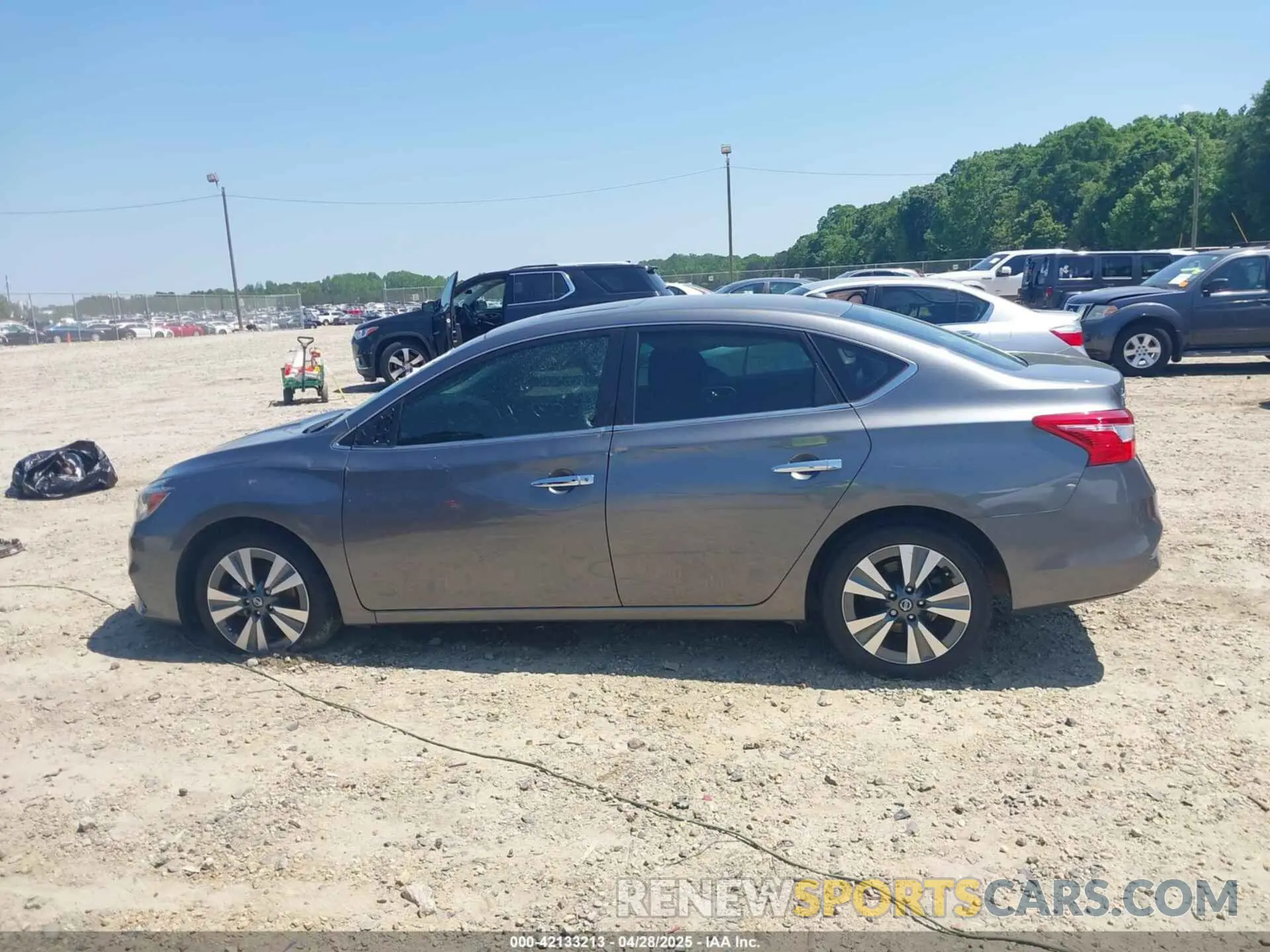 14 Photograph of a damaged car 3N1AB7AP9KY296277 NISSAN SENTRA 2019