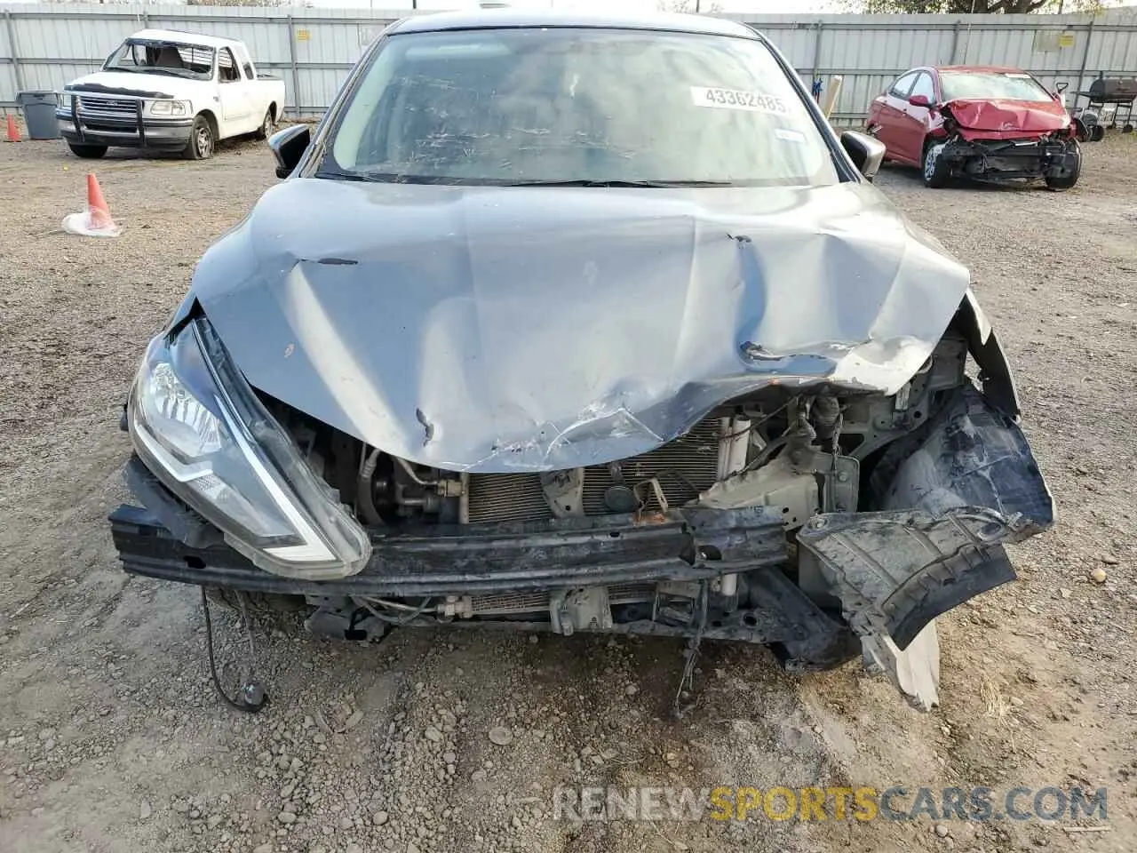 5 Photograph of a damaged car 3N1AB7AP9KY303213 NISSAN SENTRA 2019