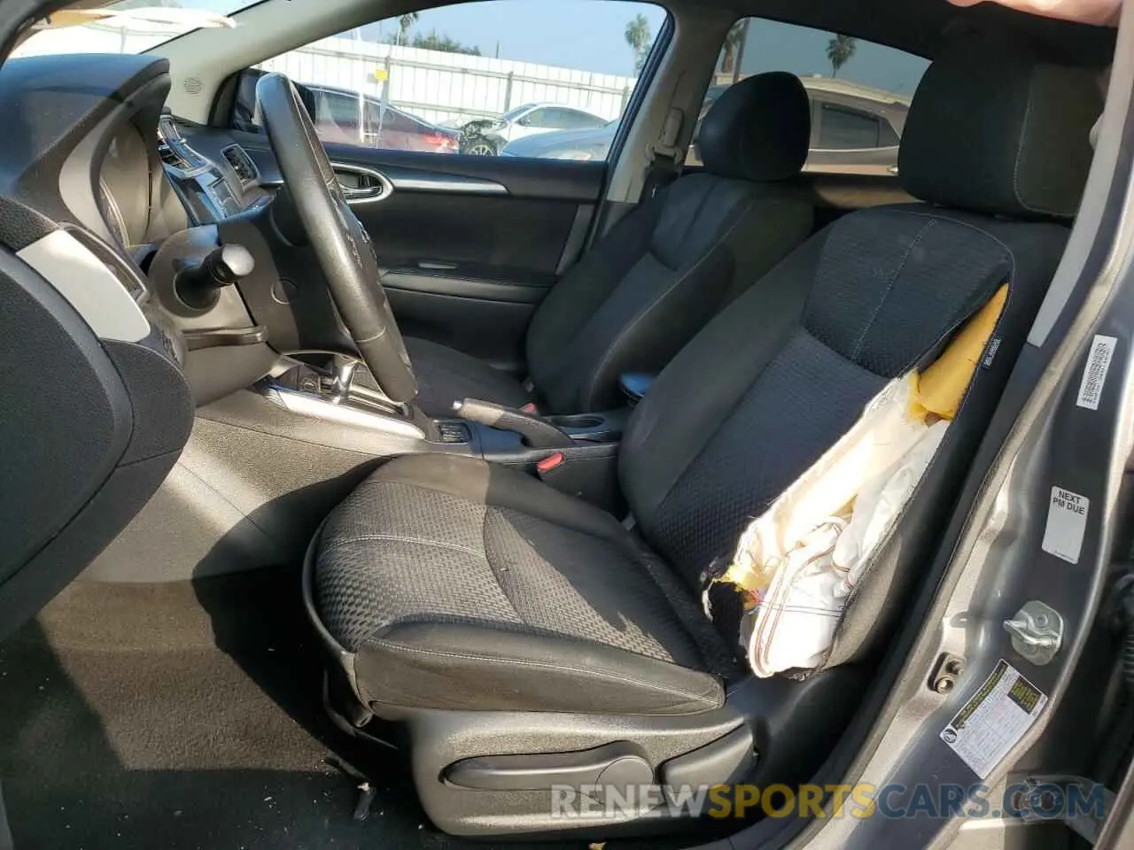 7 Photograph of a damaged car 3N1AB7AP9KY303213 NISSAN SENTRA 2019