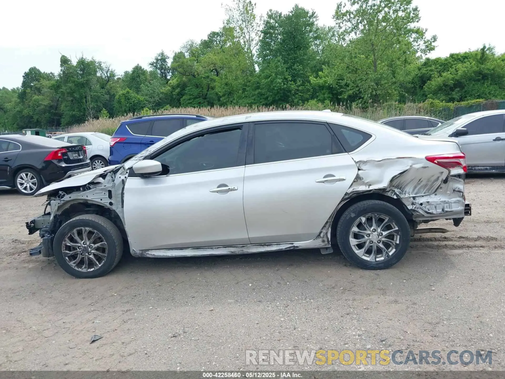 15 Photograph of a damaged car 3N1AB7AP9KY311361 NISSAN SENTRA 2019