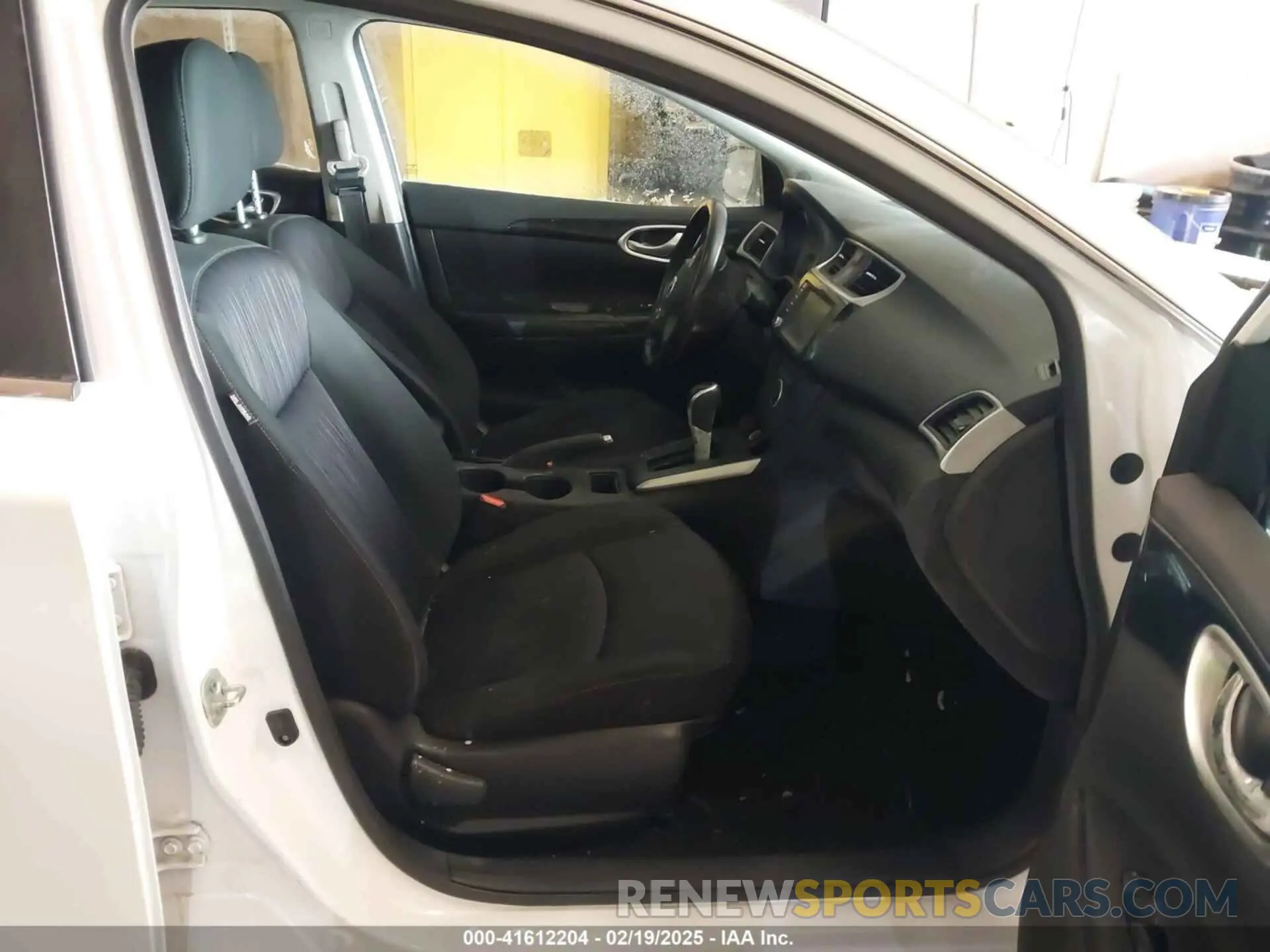 5 Photograph of a damaged car 3N1AB7AP9KY325065 NISSAN SENTRA 2019