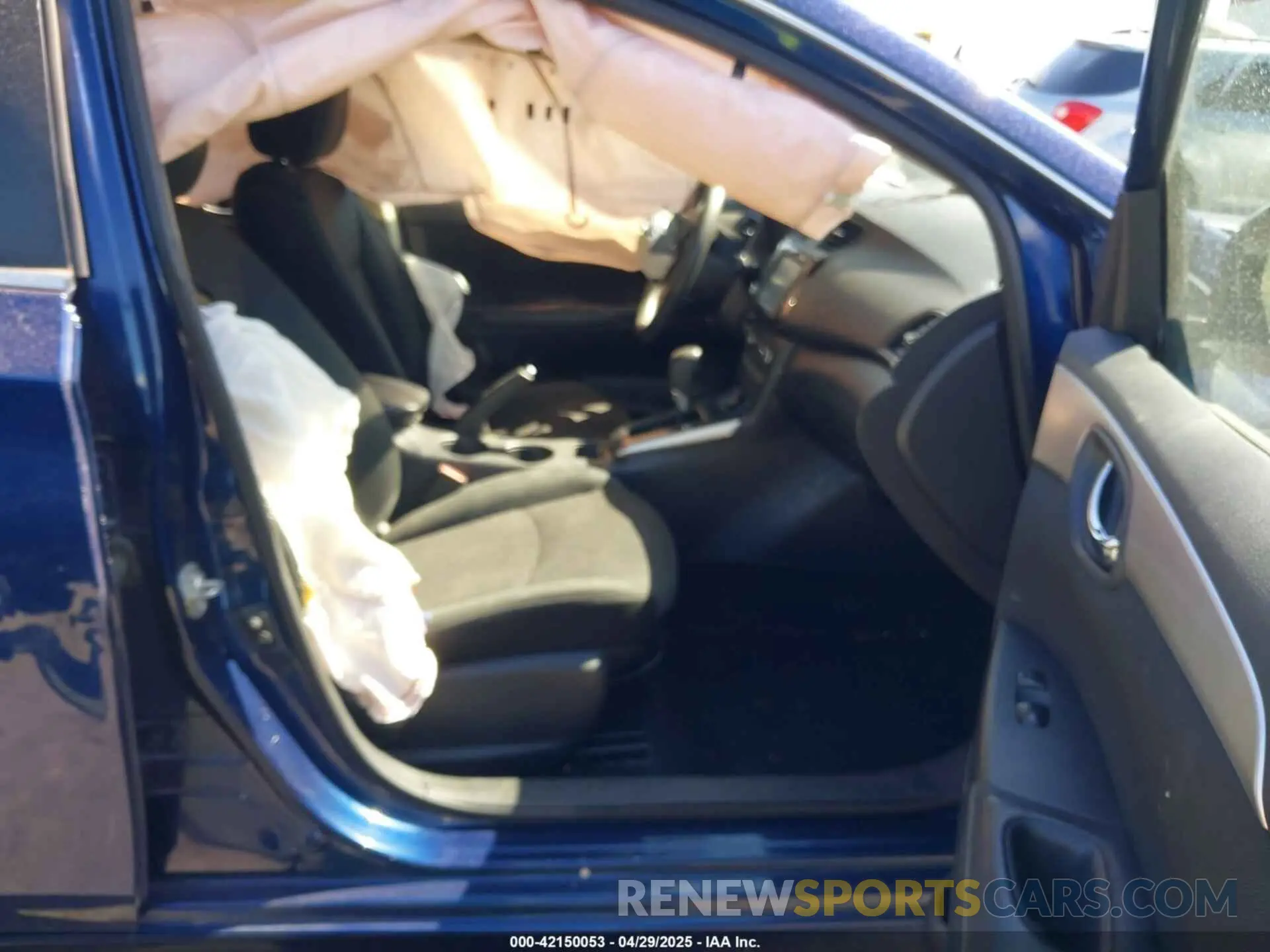 5 Photograph of a damaged car 3N1AB7AP9KY335904 NISSAN SENTRA 2019