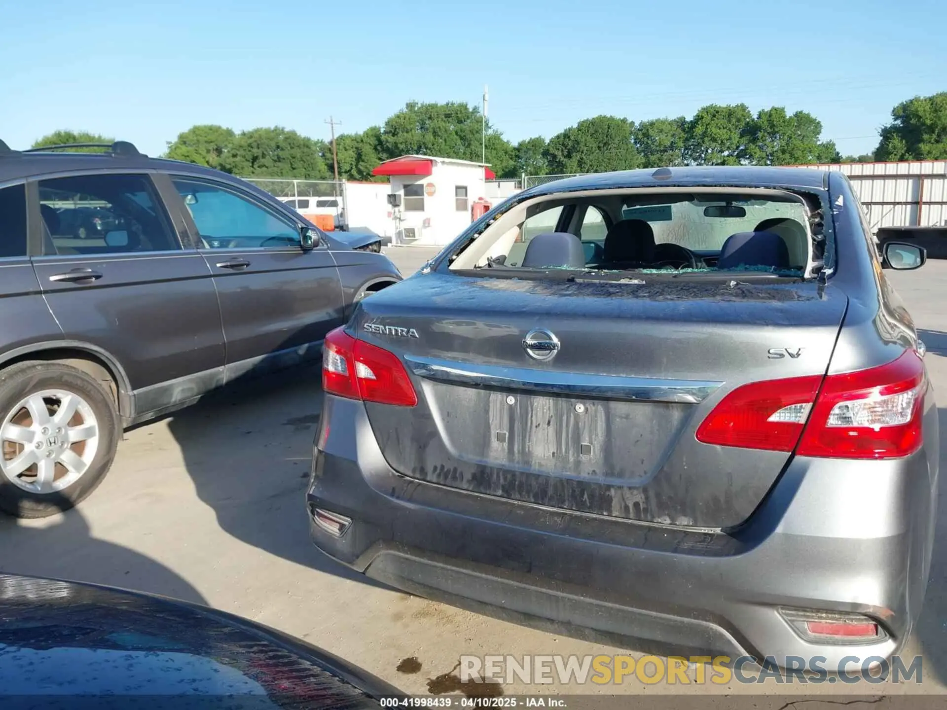 16 Photograph of a damaged car 3N1AB7AP9KY342030 NISSAN SENTRA 2019