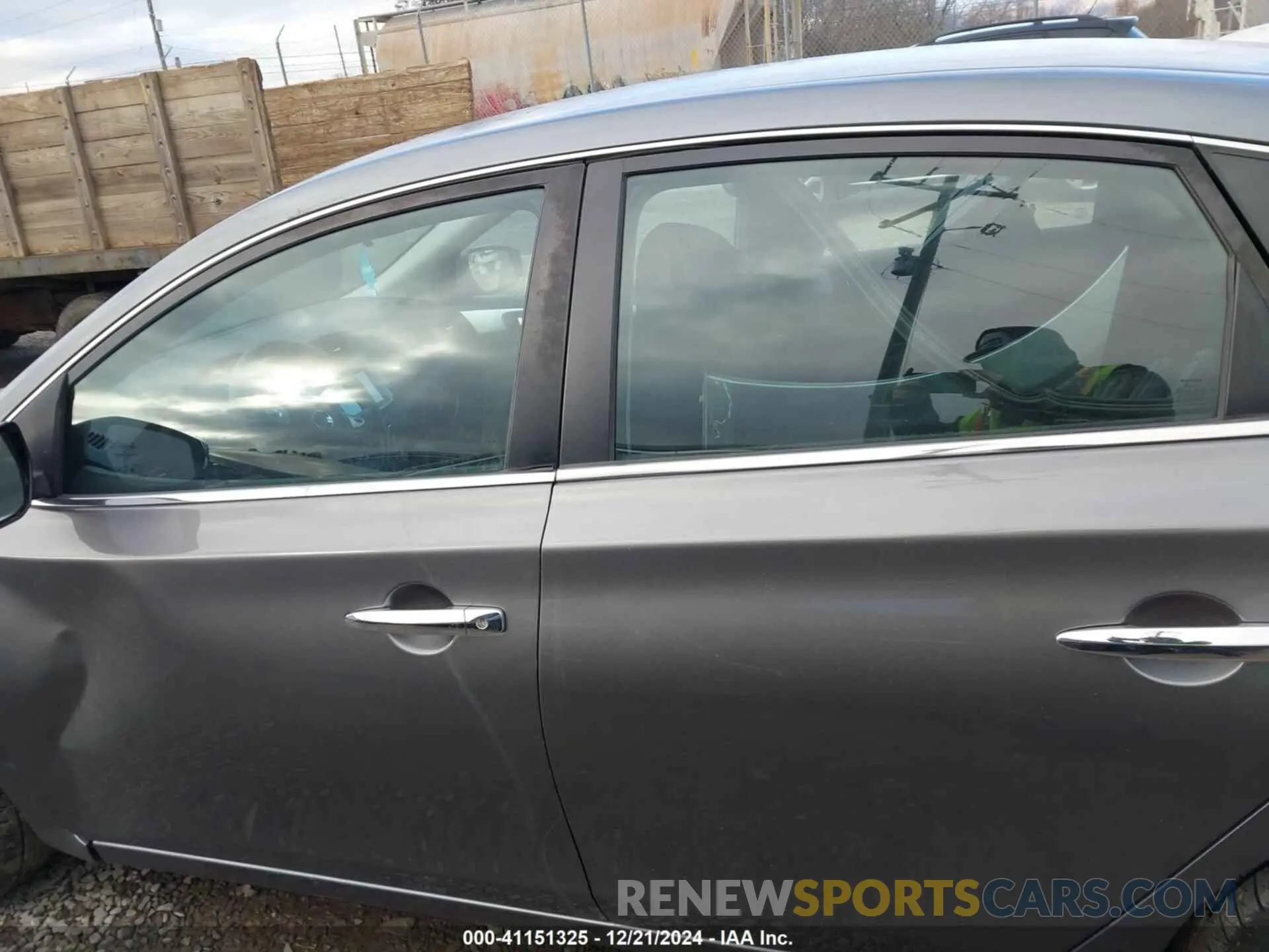 14 Photograph of a damaged car 3N1AB7AP9KY348572 NISSAN SENTRA 2019
