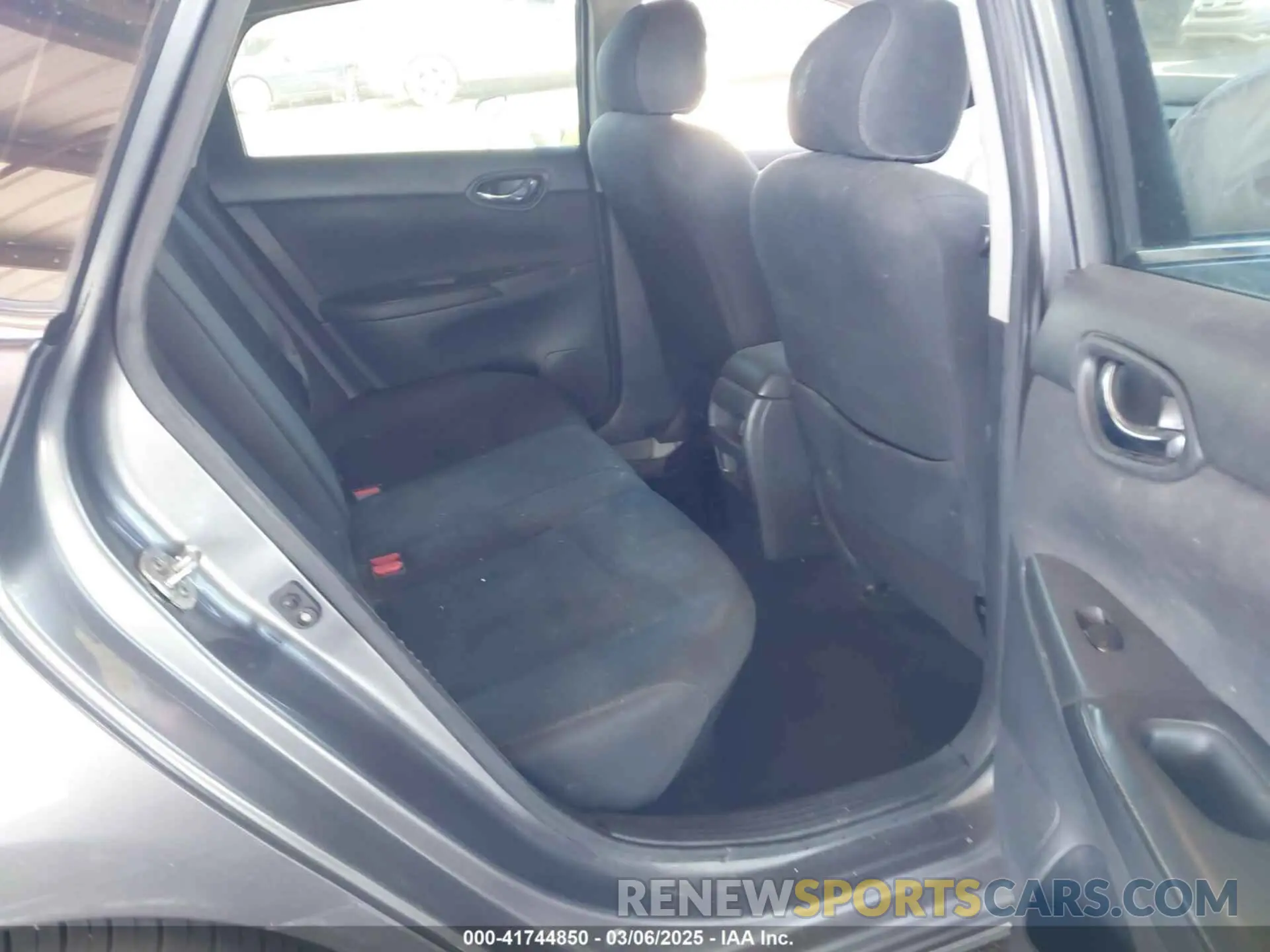 8 Photograph of a damaged car 3N1AB7AP9KY388697 NISSAN SENTRA 2019