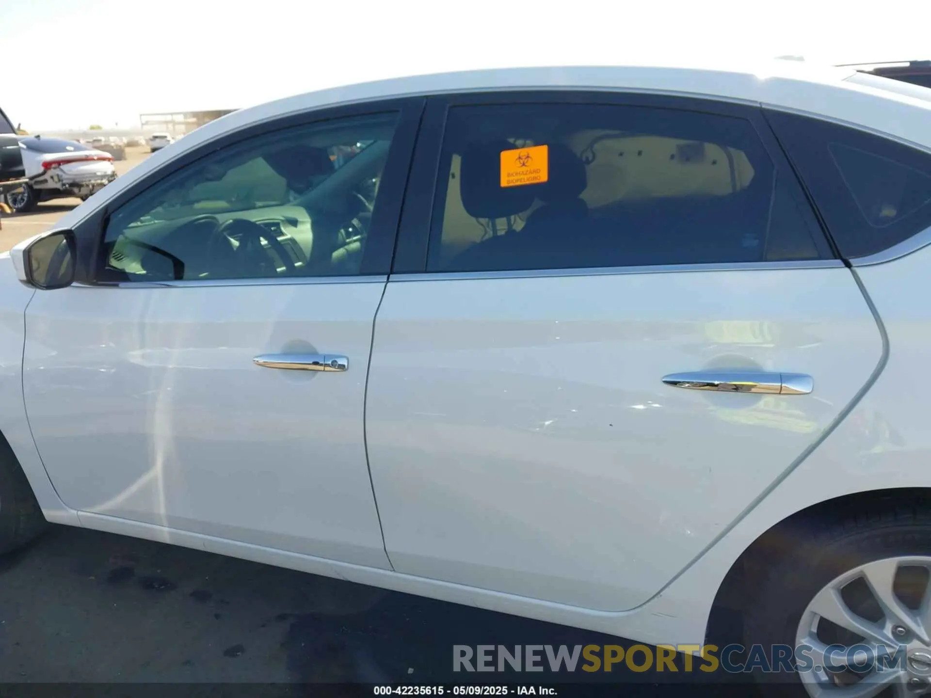 14 Photograph of a damaged car 3N1AB7AP9KY405269 NISSAN SENTRA 2019